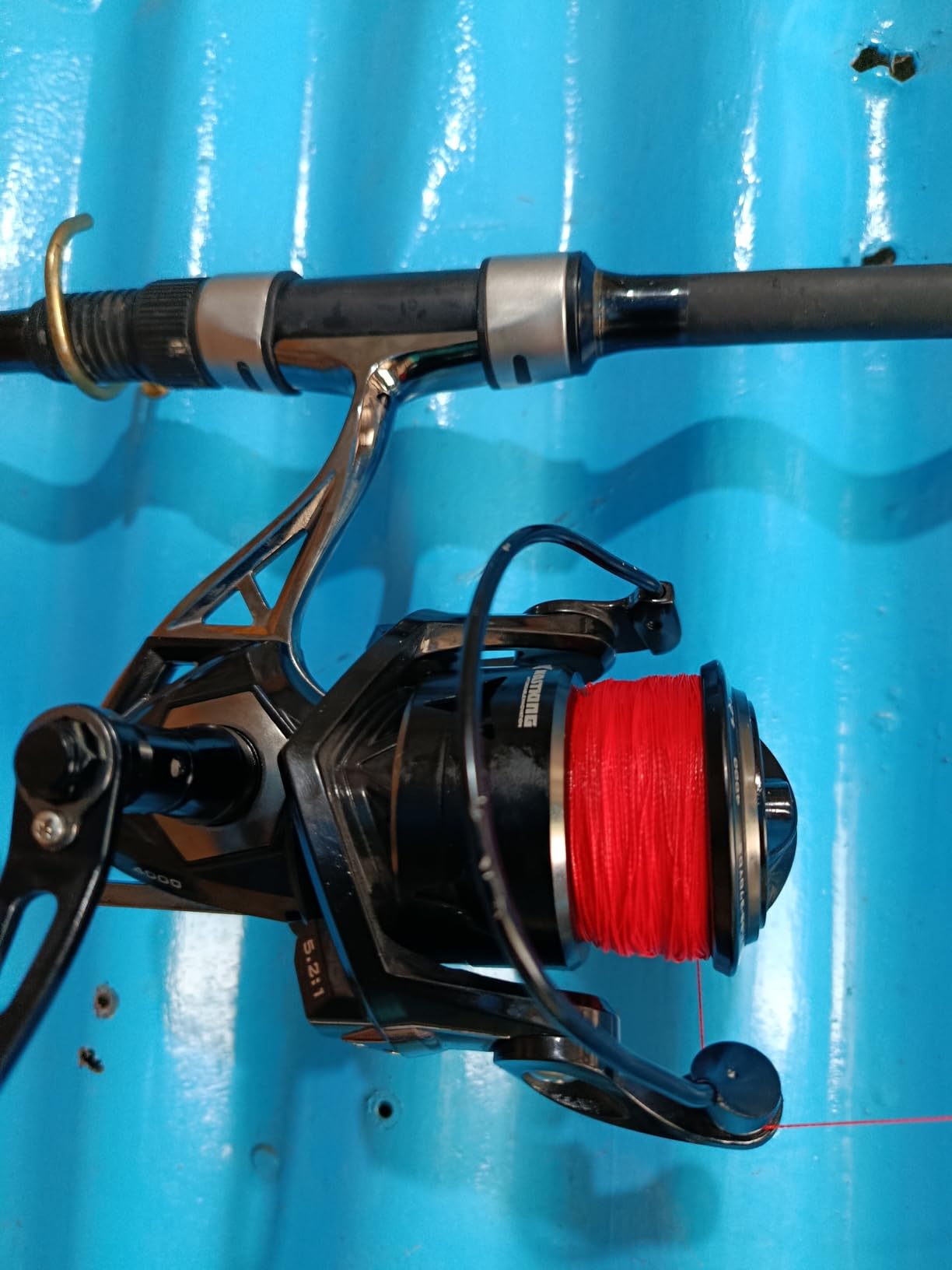 KastKing Megatron Spinning Fishing Reels with 5.2:1 Gear Ratio | Max Drag: 39.5 lb, 7+1 BB, 13.4 oz, Aerospace Aluminum Alloy Skeletal Frame, Robot Inspired Aluminum Handle, EVA Grips customer photo 1