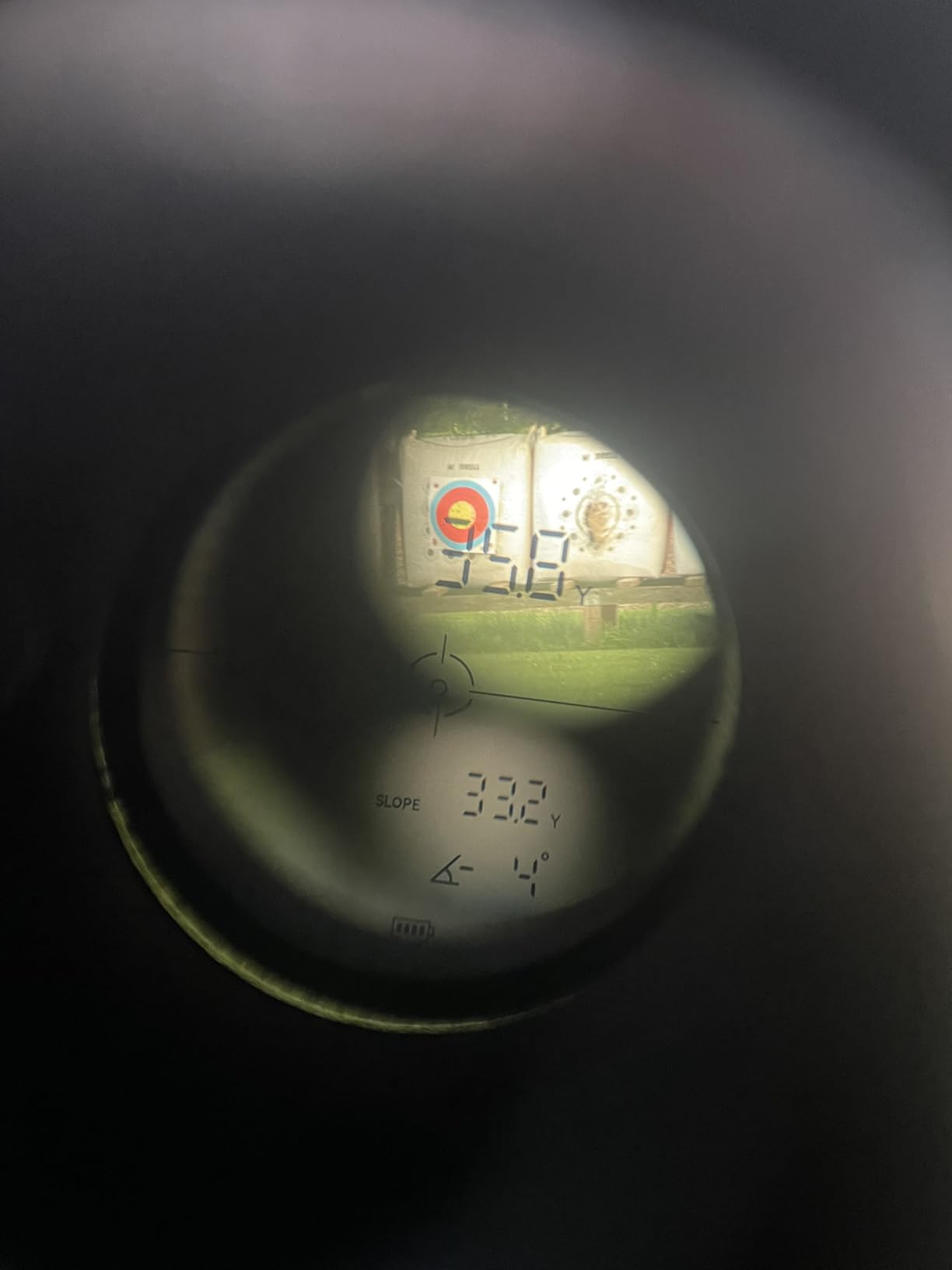 Gogogo Sport Vpro GS24 Golf & Hunting Laser Rangefinder, 1200 Yards | 7X Magnification, Distance Measuring Range Finder with Flag Pole Locking Vibration Function Slope Mode Continuous Scan customer photo 1