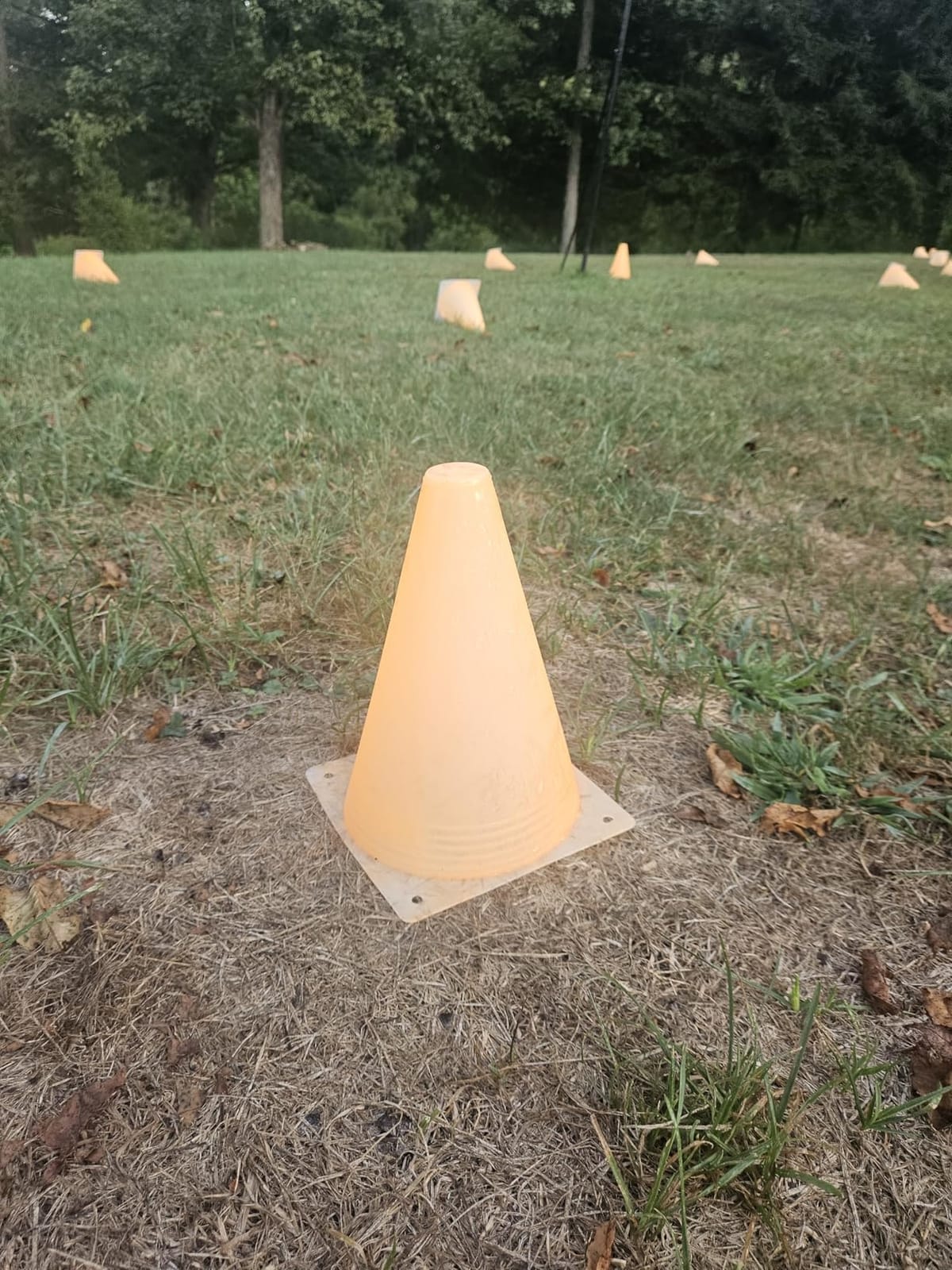 Mirepty 7 Inch Plastic Traffic Cones Sport Training Agility Marker Cone | for Soccer, Skating, Football, Basketball, Indoor and Outdoor Games customer photo 2