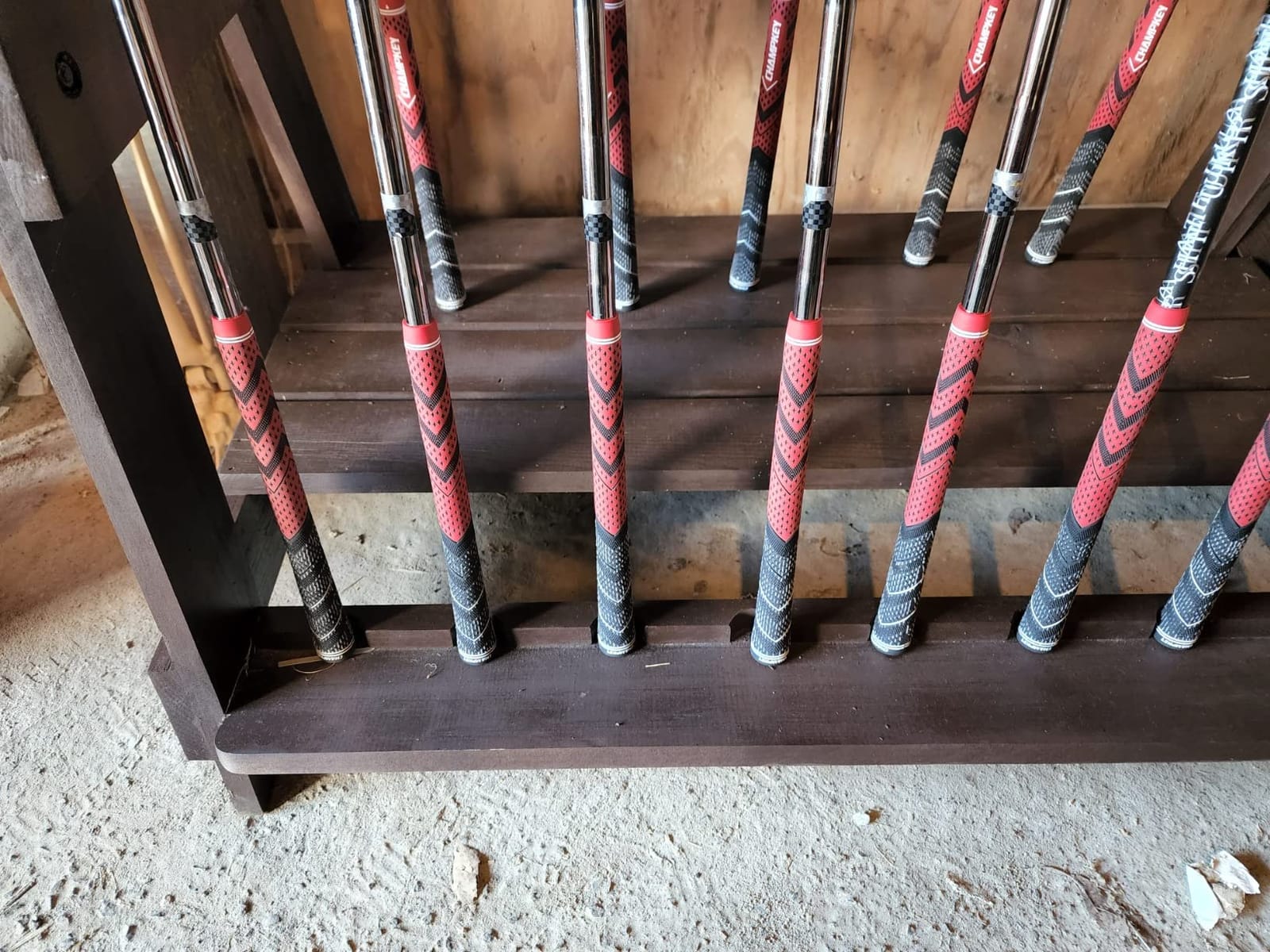 CHAMPKEY Golf Grips 13 Pack | Come with Solvent,15 Tapes,Vise Clamp and Hook Blade | All Weather Control and High Feedback Golf Club Grips customer photo 1
