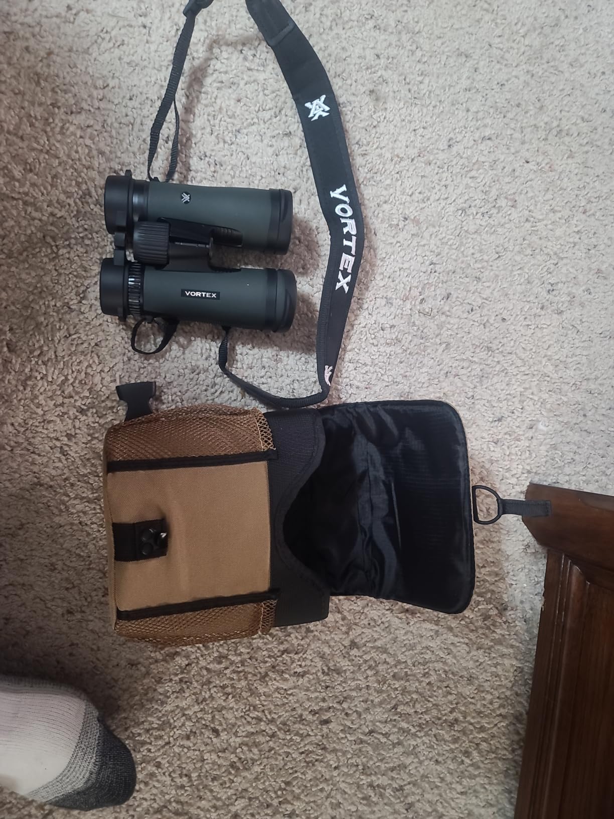 Vortex Diamondback HD 10x42 Binoculars | HD Optics, Tripod Adaptable, Waterproof, Fogproof, Shockproof, Included GlassPak - Unlimited, Unconditional Warranty customer photo 2