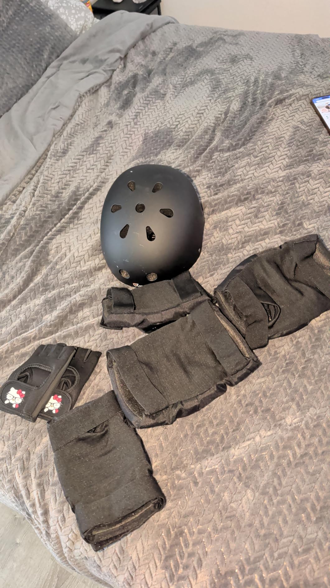 JBM Adult & Kid Skating Protective Gear Set for Beginner to Advanced, Skateboard Helmet Knee and Elbow Pads with Wrist Guards for Inline Roller Skating, Scooter, Skateboarding customer photo 1