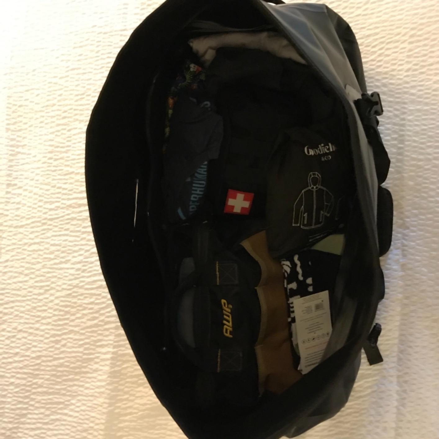 Gonex Extra Large Waterproof Dry Duffel Bag, Roll-Top PVC Gear Bag | Waterproof PVC, Roll-Top Closure, Wet Pocket, Shoulder & Hand Carry, Kayaking, Paddleboarding, Travel customer photo 2