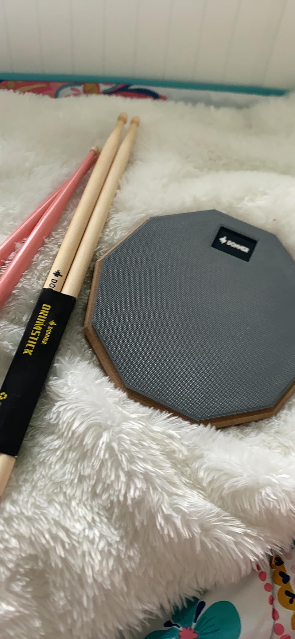 Donner 12 Inches Drum Practice Pad Silent Drum Pad Set Gray 2-Sided With Drum Sticks customer photo 1
