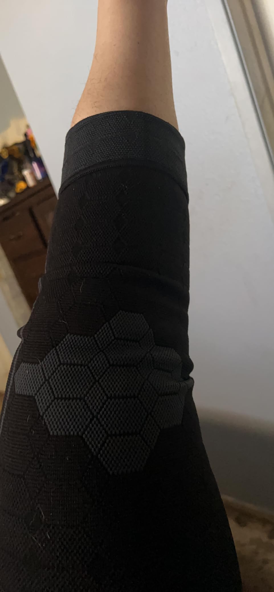 Sparthos Compression Leg Sleeve Men, Full Leg Compression Sleeve, Black-XL | For Men & Women, Thigh to Calf, Knee Support & Recovery, Anti-Slip, Breathable, Running, Basketball, Weightlifting customer photo 1
