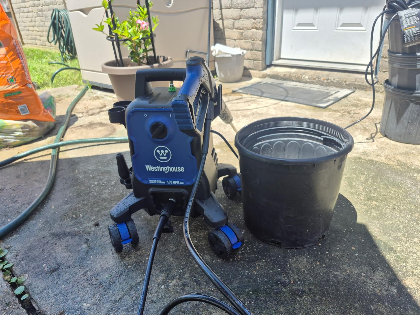 Westinghouse ePX3100 Electric Pressure Washer, 2300 Max PSI 1.76 Max GPM with Anti-Tipping Technology, Onboard Soap Tank, Pro-Style Steel Wand, 5-Nozzle Set, for Cars/Fences/Driveways/Home/Patios customer photo 1