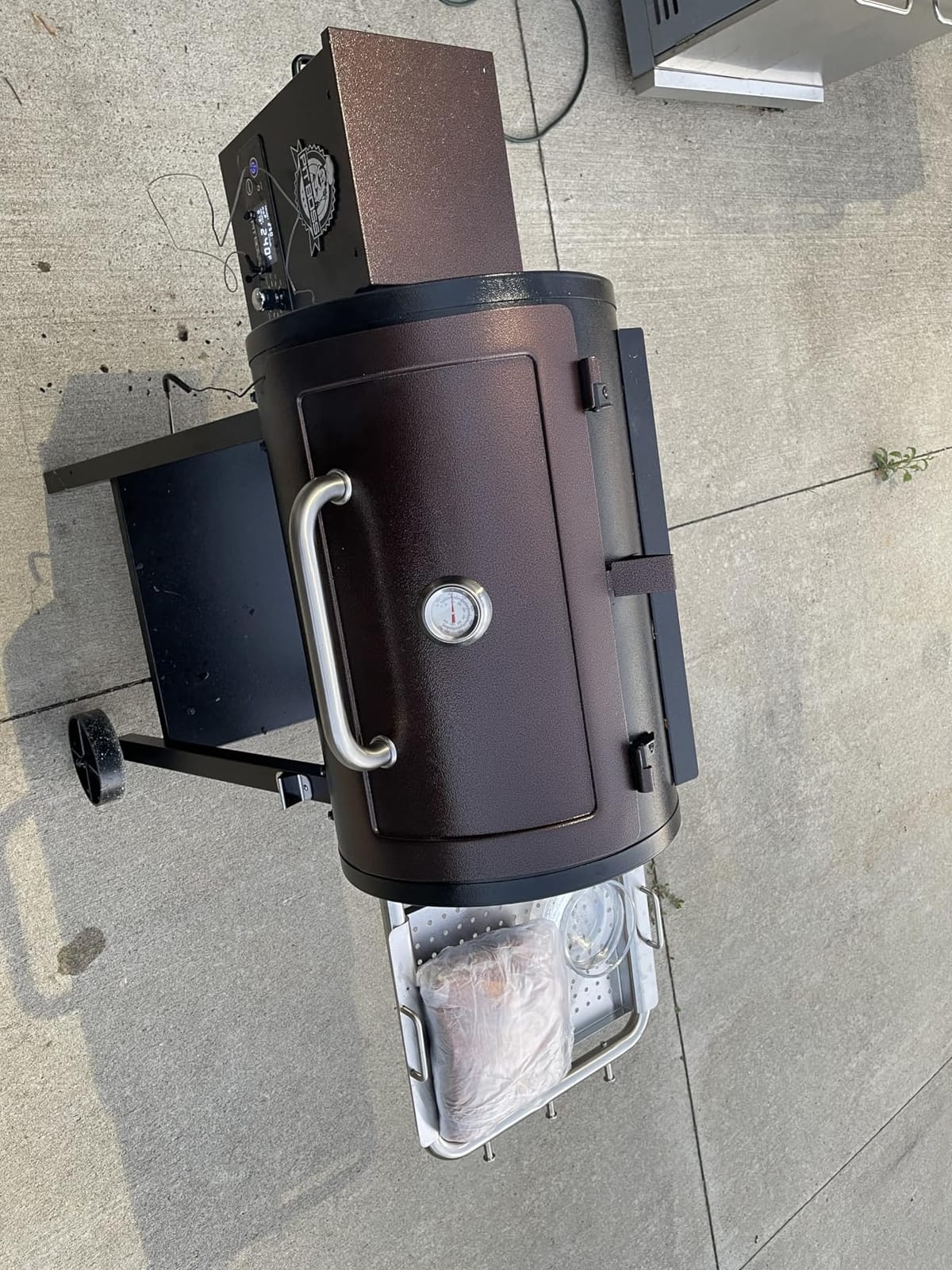 Pit Boss 440 Mahogany Series Wood Pellet Grill & Smoker with Flame Broiler and LED Digital Controller, 518-Sq. In. Cooking Space, 180°F to 500°F Temperature Range, 5 lb. Pellet Hopper, Brown customer photo 1