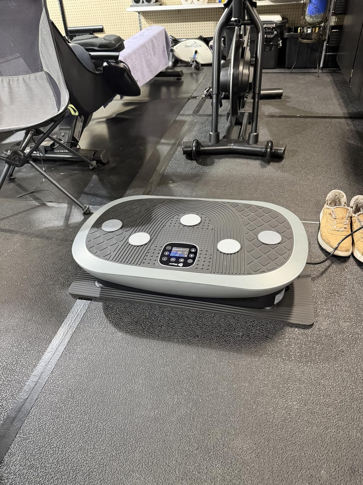Lifepro Rumblex Plus/Pro 4D Vibration Plate Exercise Machine with 60 Speeds | 3 Motors, 7 Training Modes, Bluetooth Speaker, Wristband Remote - Vibration Plate for Lymphatic Drainage, Muscle Activation customer photo 1