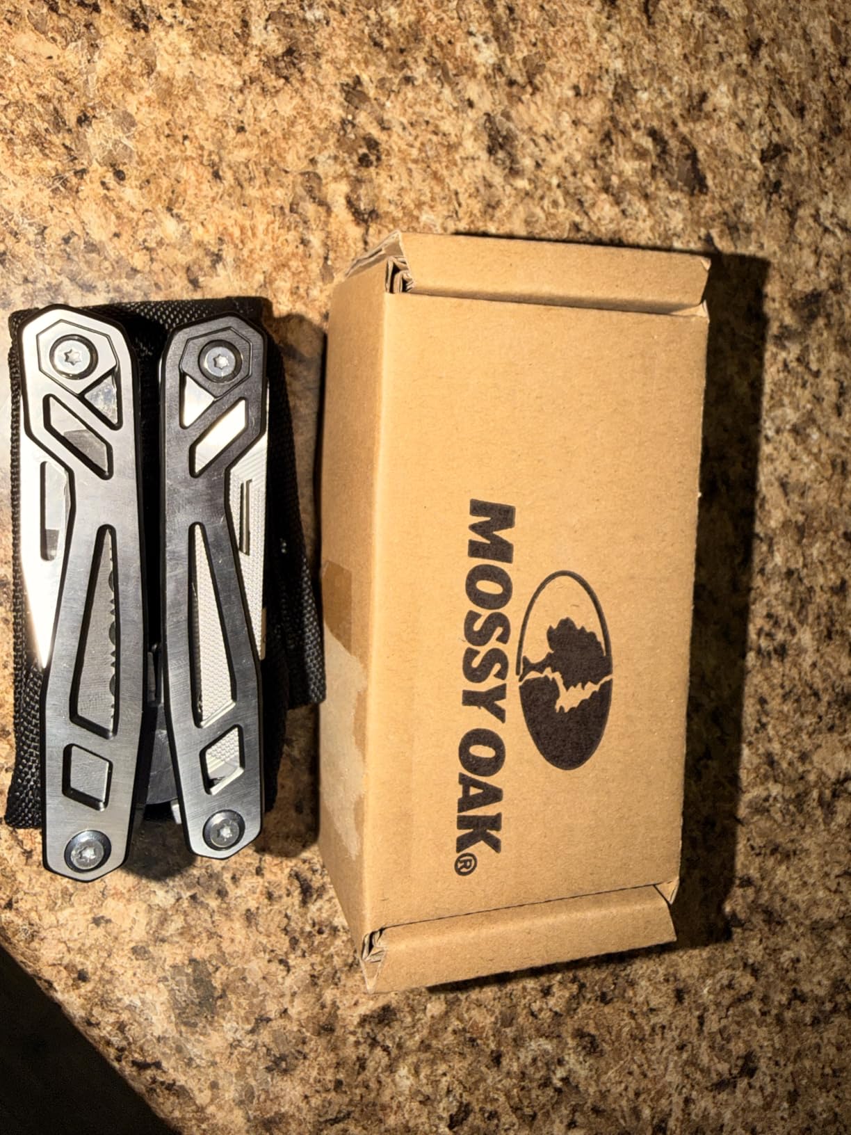 MOSSY OAK 21-in-1 Multitool, Stainless Steel Pliers with Pocket Knife customer photo 1