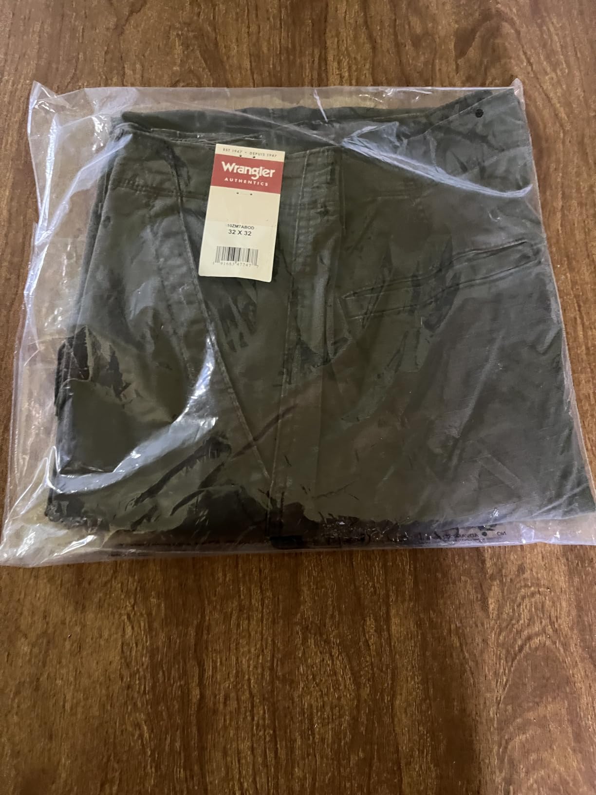 Wrangler Authentics Men's Relaxed Fit Stretch Cargo Pant customer photo 2