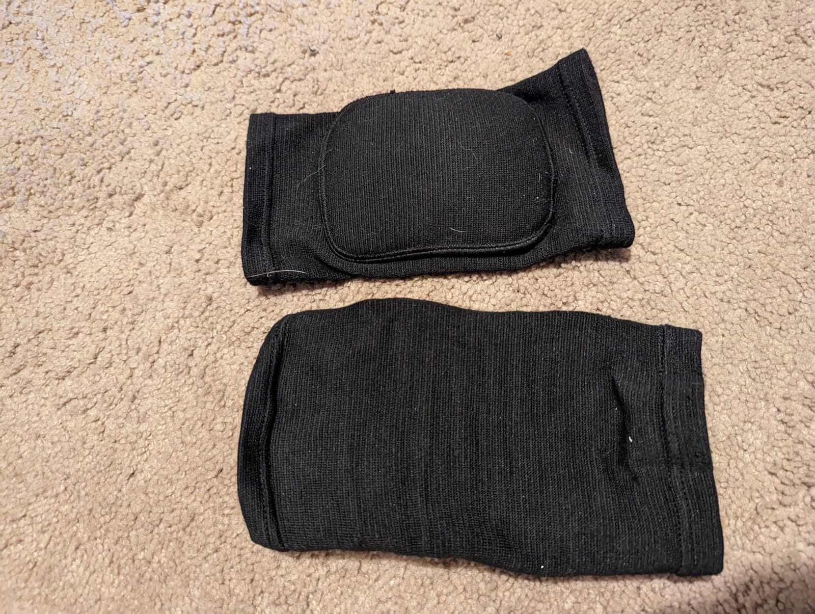 Volleyball Knee Pads for Dancers, Soft Breathable Knee Pads for Men Women Kids Knees Protective, Knee Brace for Volleyball Football Dance Yoga Tennis Running Cycling Workout Climbing customer photo 2