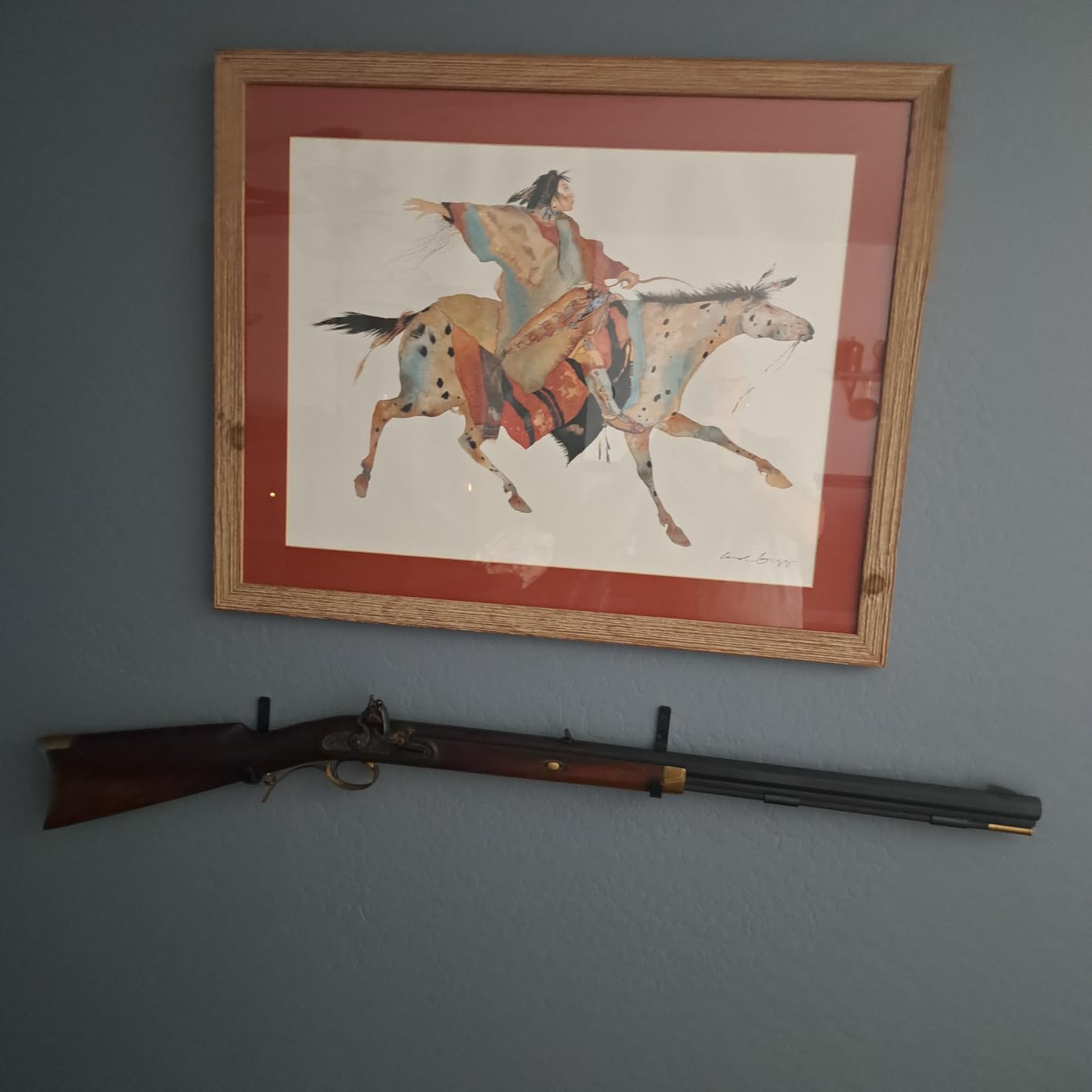 Mind and Action Horizontal Metal Gun Rack and Shotgun Hooks Rifle Hangers Store Rifle Shotgun and Bow, Wall Mount Storage customer photo 2