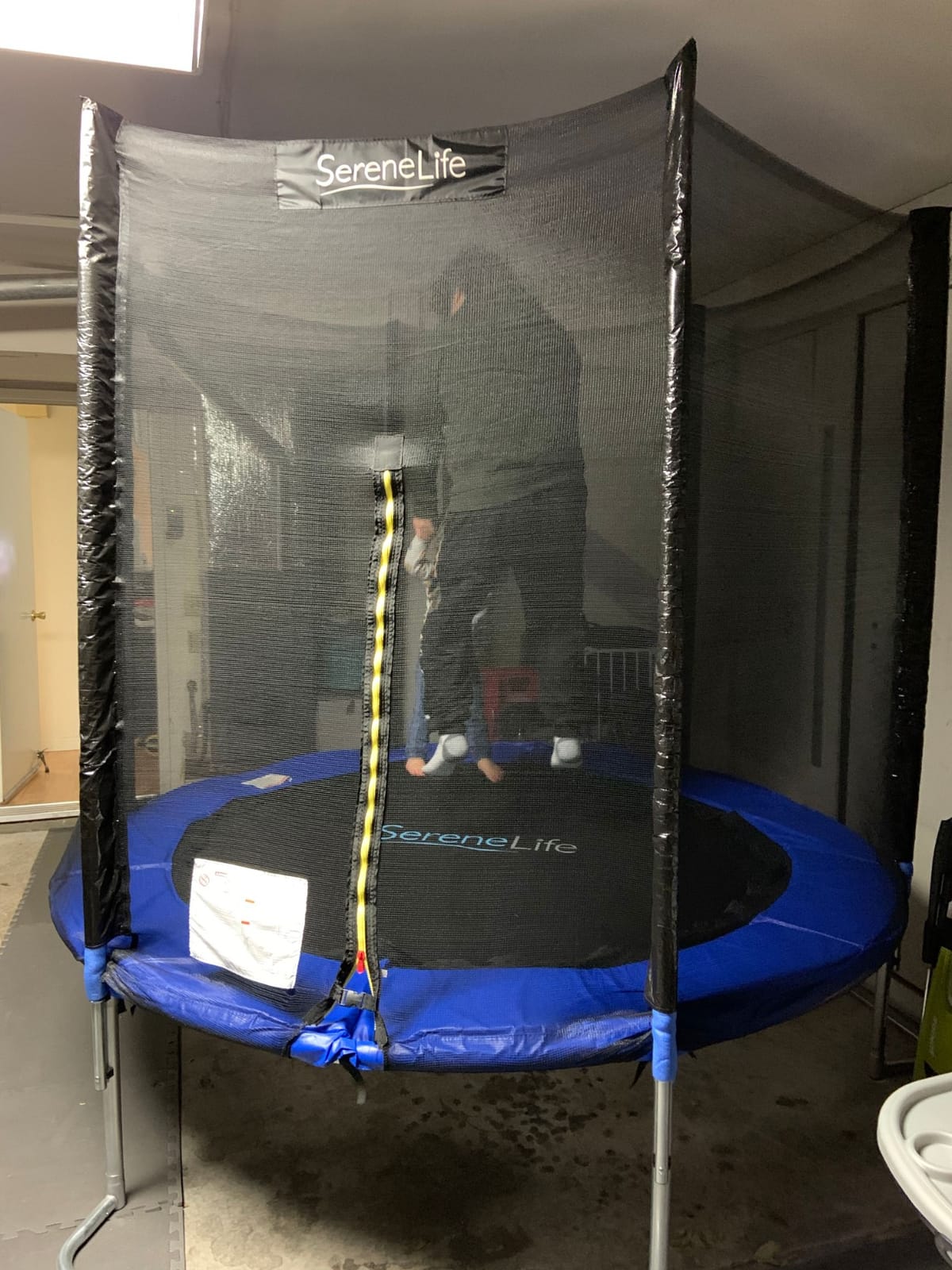 SereneLife Trampoline Outdoor 8FT 10FT 12FT 14FT with Enclosure Net, Ladder and Anti-Rust Coating - ASTM Approved Recreational Trampolines - Heavy Duty Yard Trampolines for Kids and Adults customer photo 2