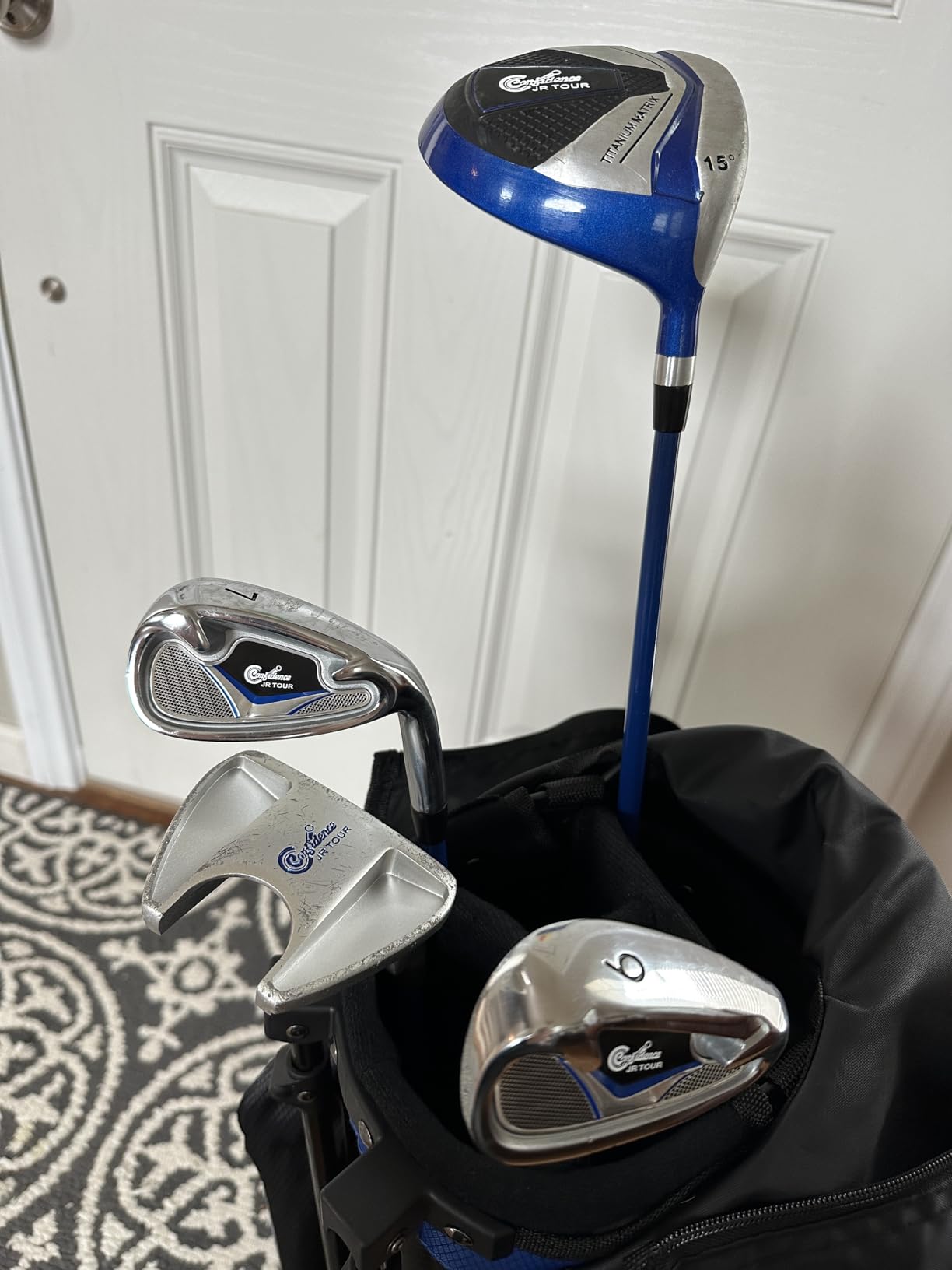 Confidence Golf Junior Golf Clubs Set for Kids Age 4-7 (up to 4' 6' Tall) customer photo 1