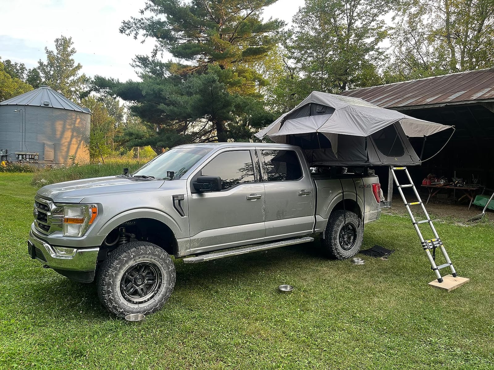 SmittyBilt Overland GEN2 Tent STD - SB2583 customer photo 2