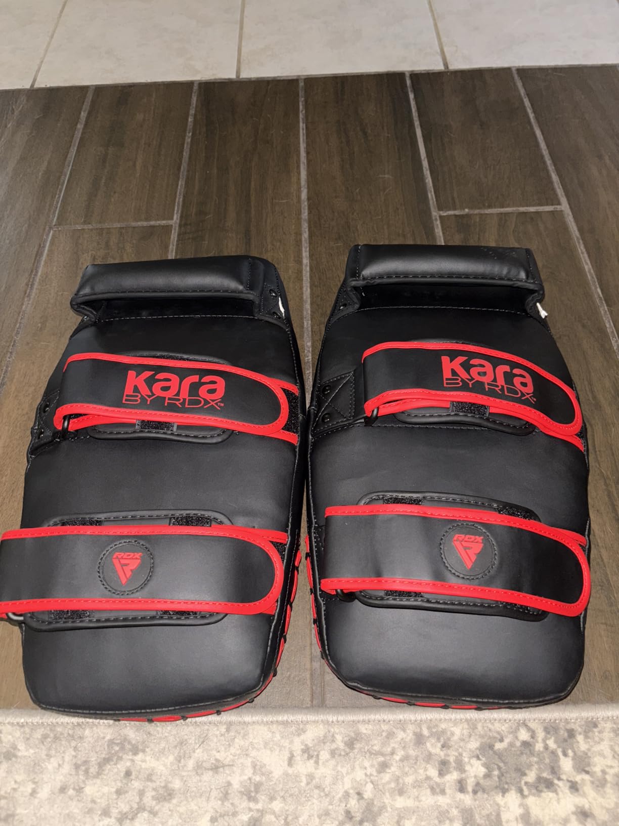 RDX Thai Pads Curved Kickboxing Muay Thai with Solid Handle Grip, Maya Hide Leather KARA Strike Shield customer photo 1