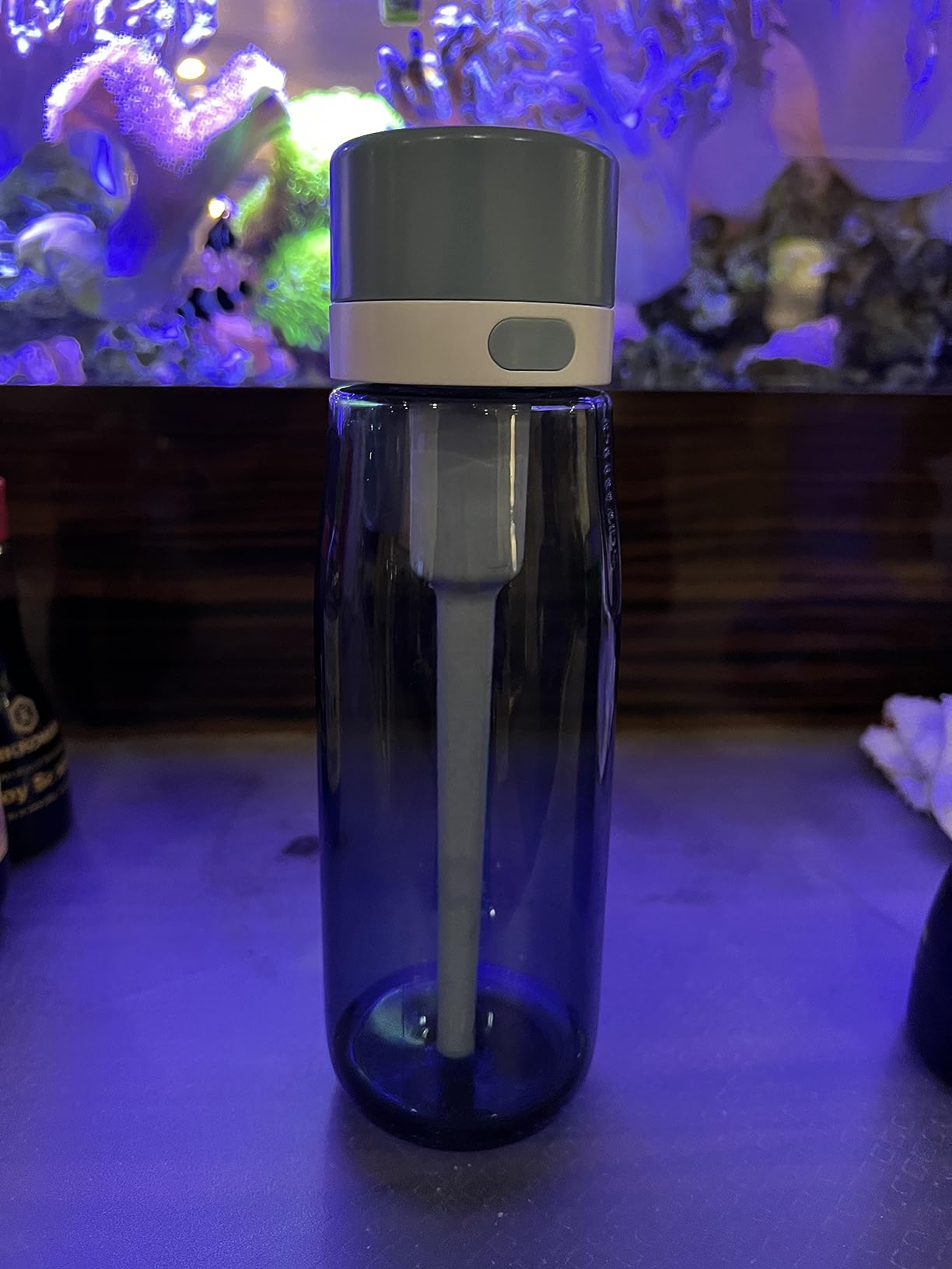 PHILIPS Filtered Water Bottle, BPA-Free Tritan, Travel Portable 22oz Grey | Eliminates Chlorine Taste. Features A Leakproof Lid And 2-Year Warranty. Filters 40 Gallons To Replace 450 Water Bottles customer photo 1