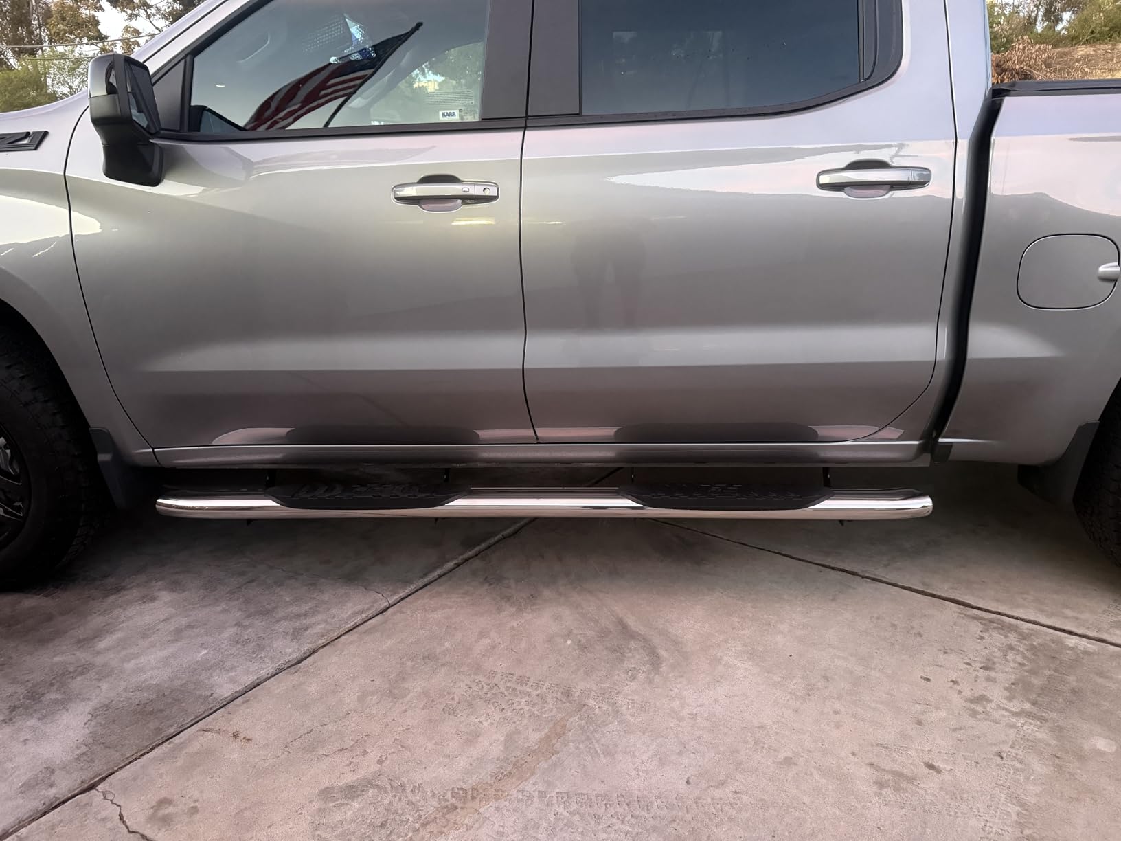Rough Country Stainless Steel Oval Nerf Steps for Chevy Silverado & GMC Sierra 1500/2500HD/3500HD (2019-2026) Crew Cab - OEM Style Rails with Built-in Side Steps customer photo 2