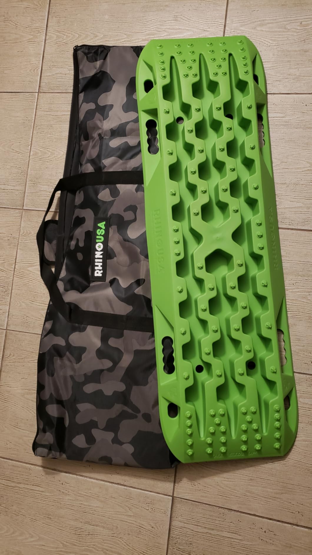 Rhino USA Off-Road Traction Boards (2-Pack) - Sand, Mud & Snow (Black) customer photo 1