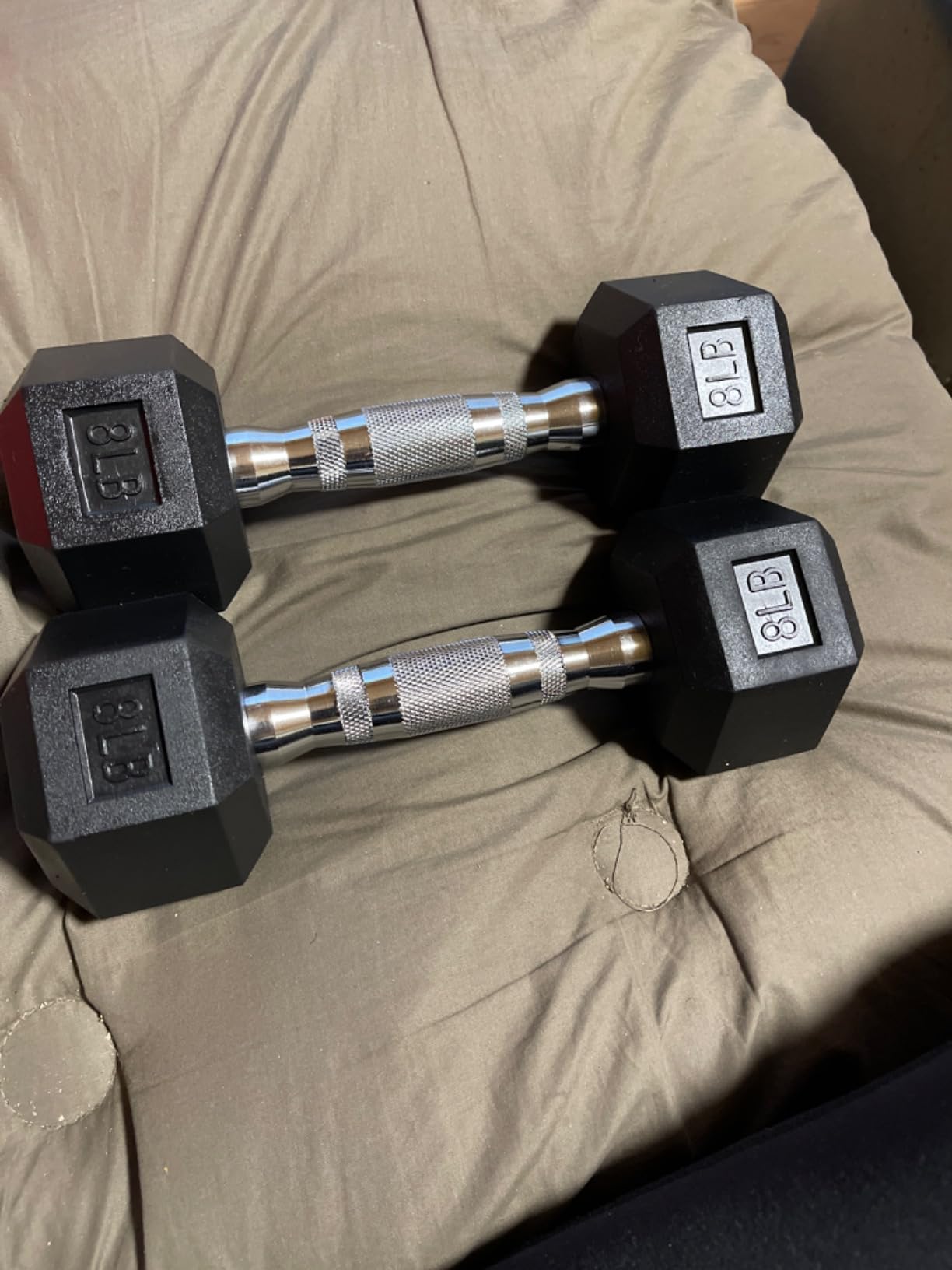 Hex Dumbbells Rubber Coated Cast Iron Dumbbell Set for Exercises customer photo 1