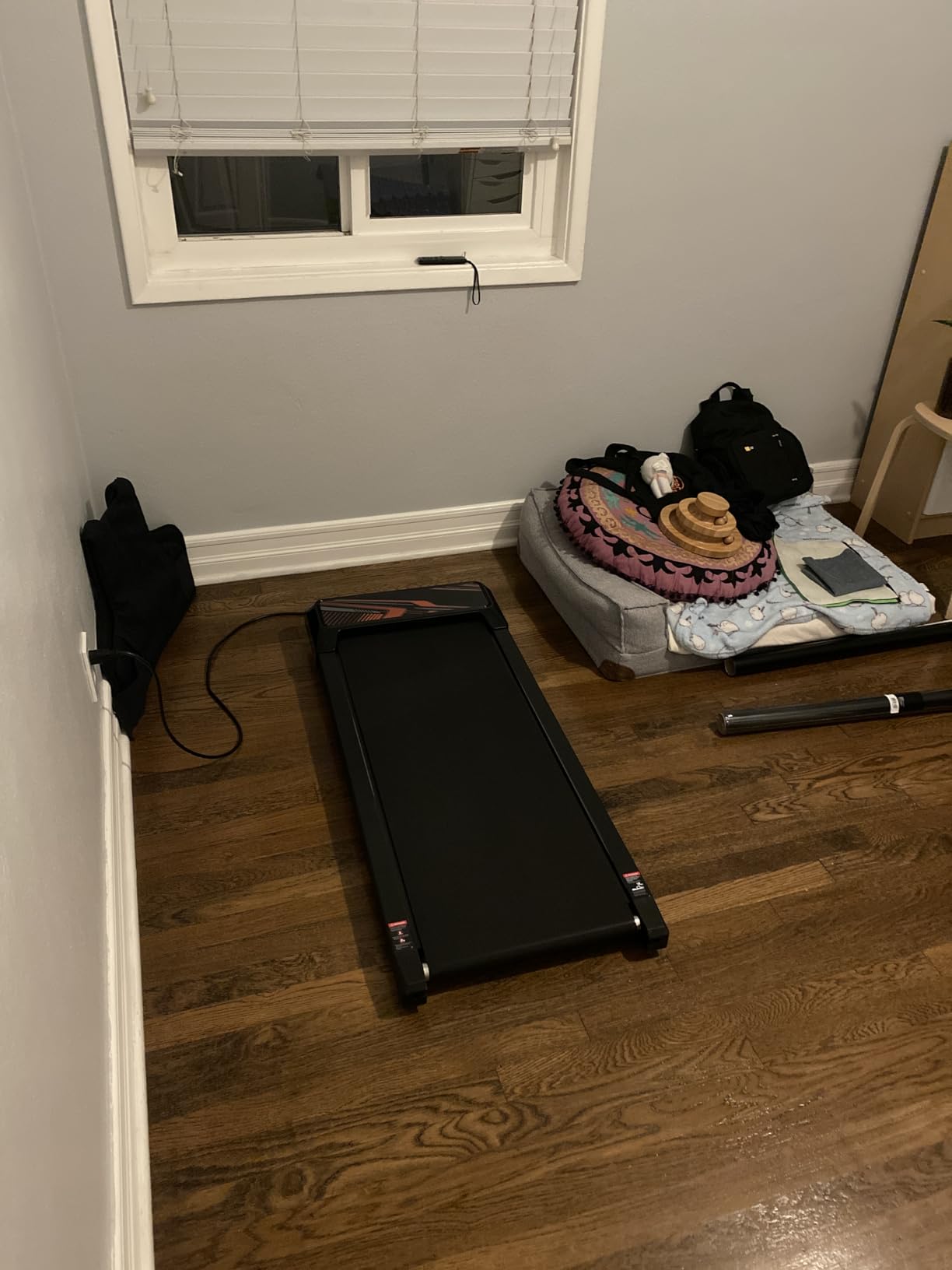 UREVO Smart Walking Pad, Standing Desk Treadmill with Double Shock Absorption, Quiet Operation, Workout APP with Track Insights and MIIT Mode, Plug and Play, Remote or APP Control for Home Office customer photo 2