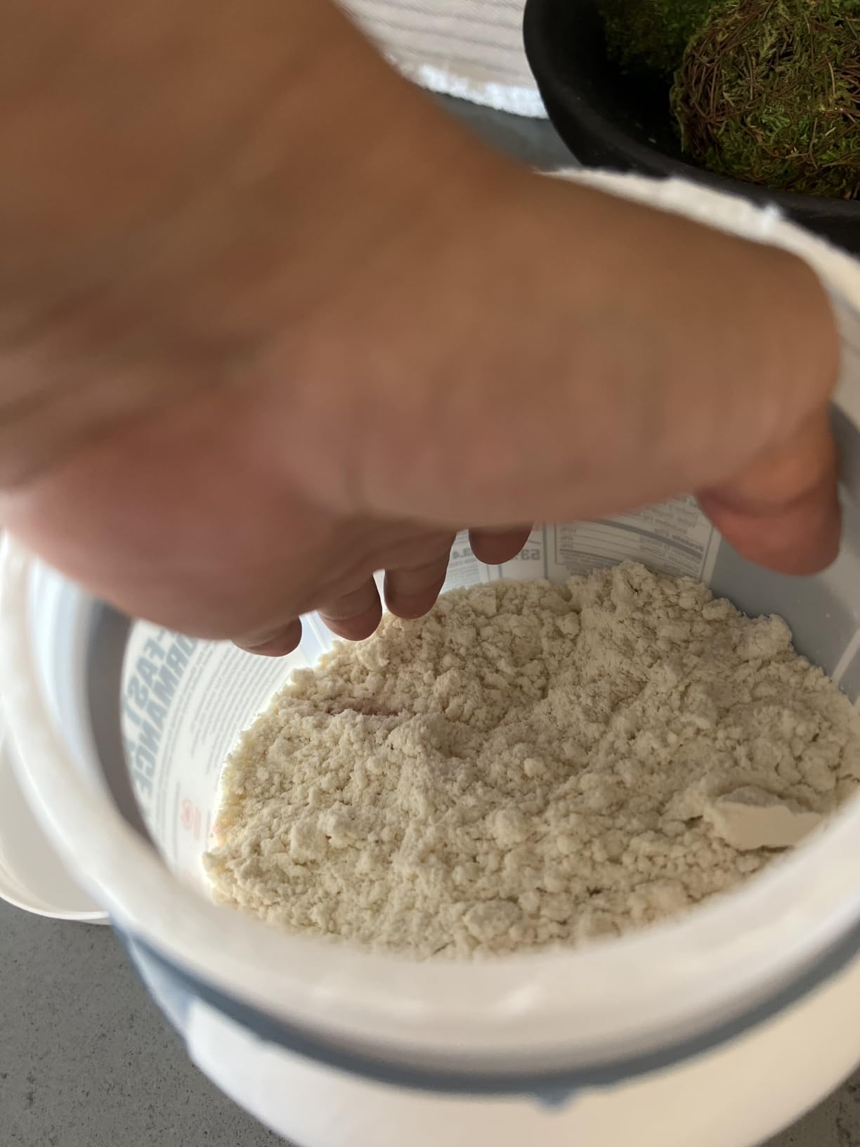 Dymatize ISO100 Protein Powder, 100% Whey Isolate, Gourmet Vanilla | 25g Protein, Hydrolyzed, Fast-Absorbing, Supports Muscle Health, 5.5g BCAAs, Gluten-Free, 20 Servings, 1.3 lb customer photo 2
