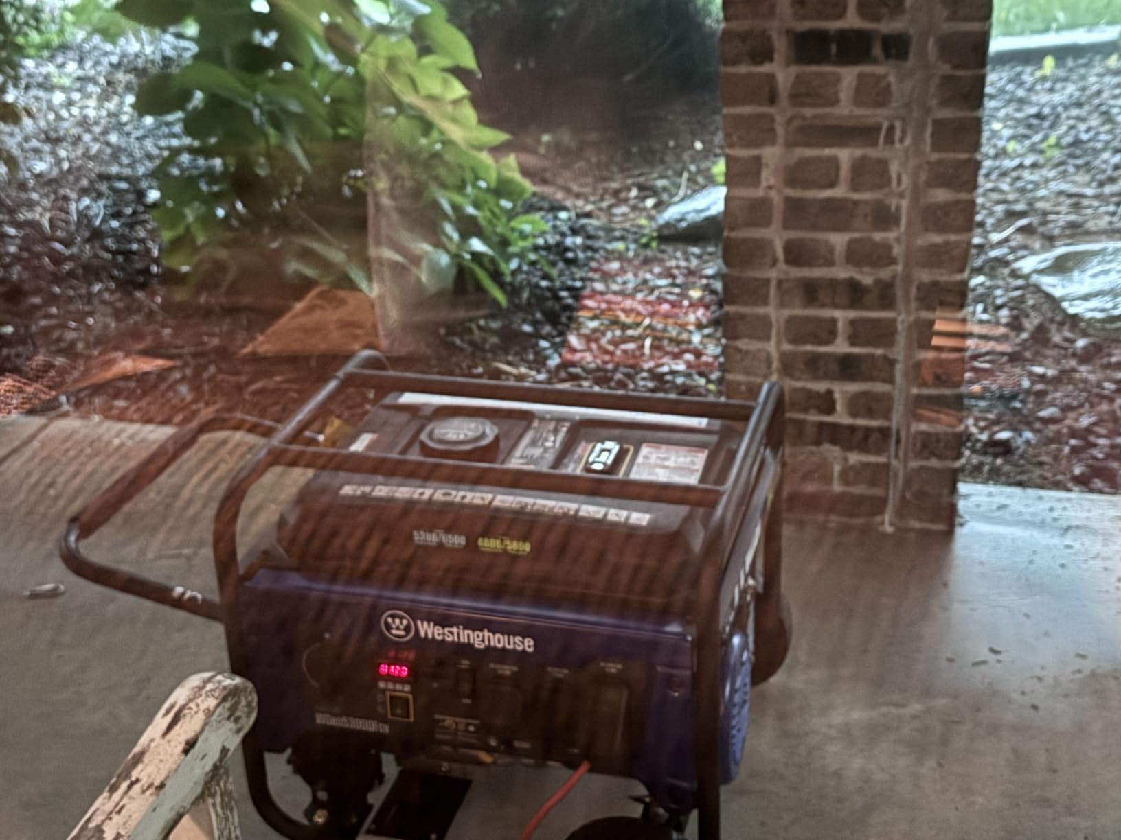 Westinghouse 6500 Watt Dual Fuel Home Backup Portable Generator, Transfer Switch Ready 30A Outlet, RV Ready 30A Outlet, CO Sensor customer photo 2