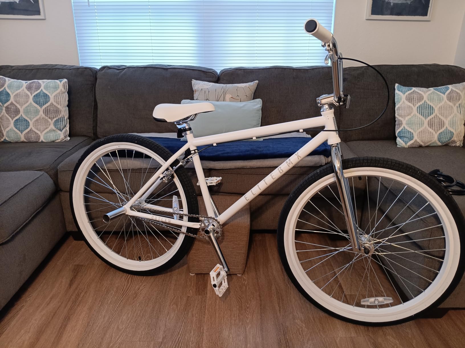 Elite BMX Bicycle 18