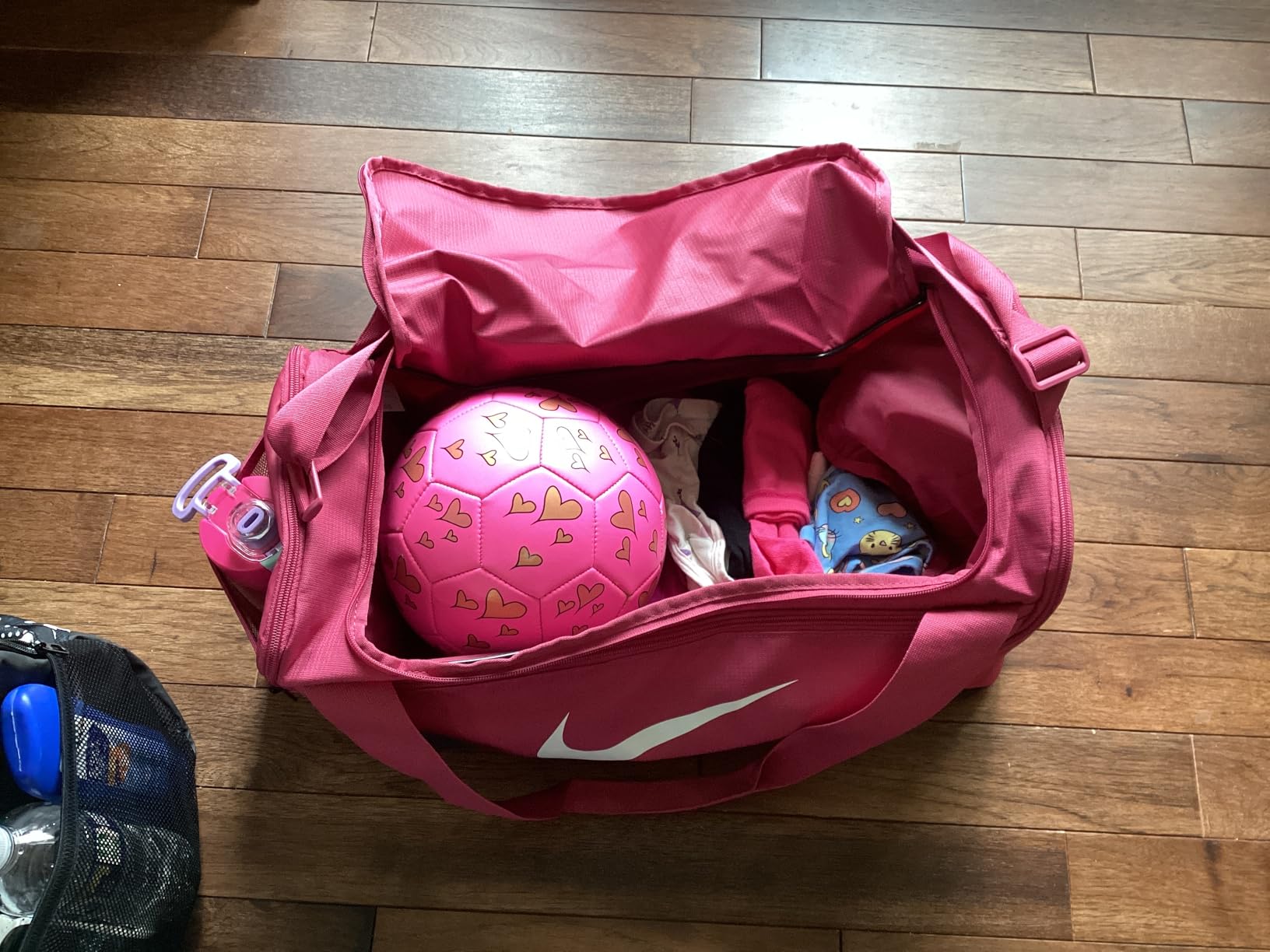 Nike Unisex Adult Gameday Brasilia 9.5 Training Duffel Bag (25L, 41L, 60L, or 95L) | Mens and Womens customer photo 1