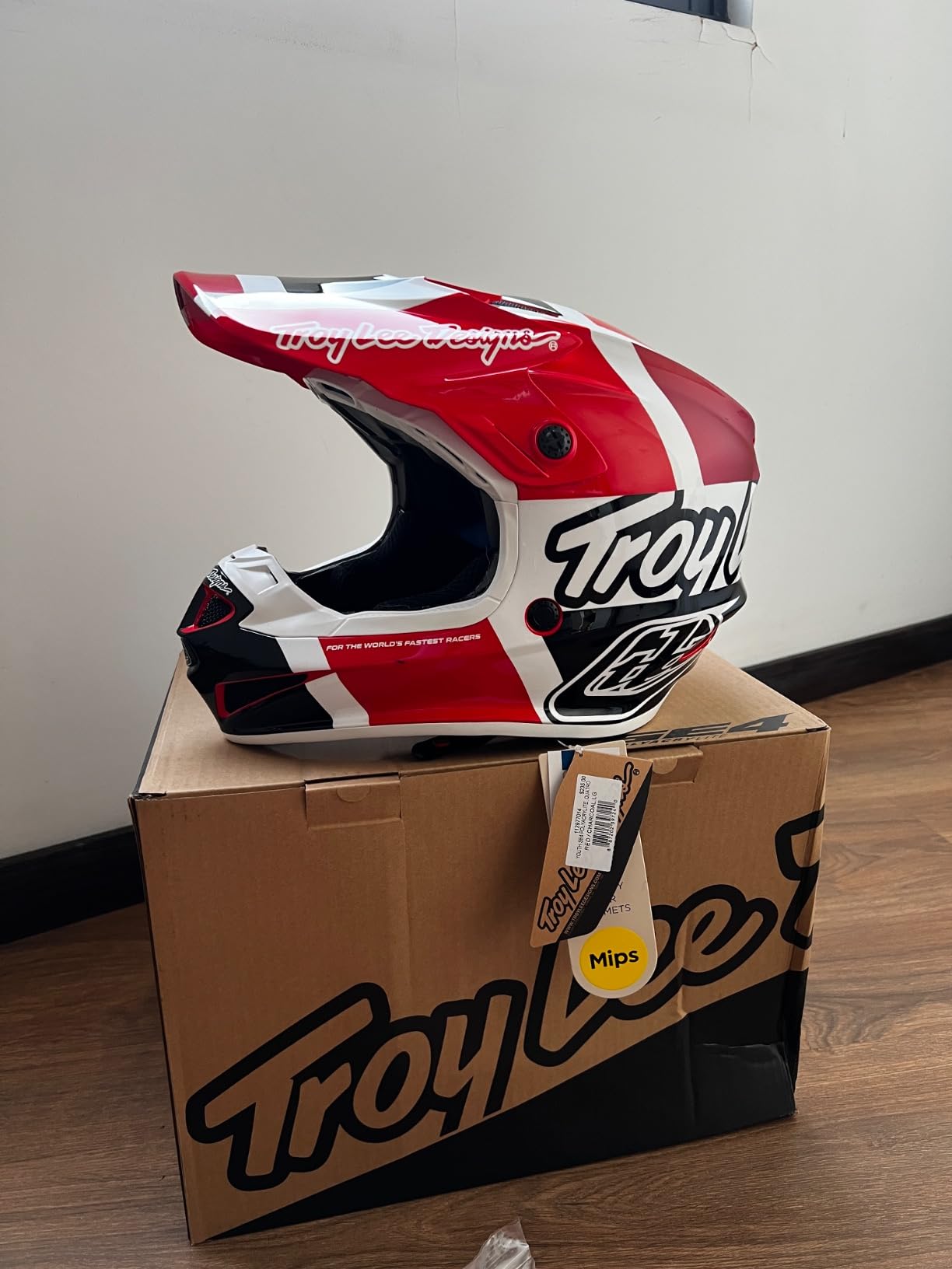 Troy Lee Designs SE4 Polyacrylite Adult Motocross Off-Road Dirt Bike Helmet with MIPS customer photo 1