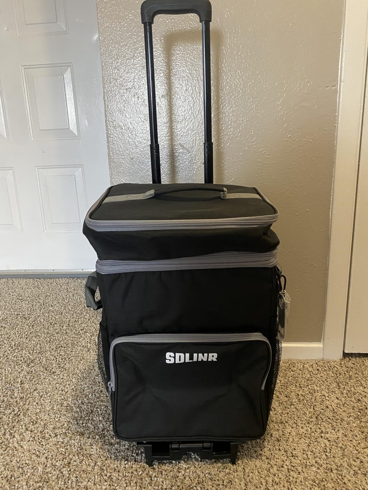 SDLINR Collapsible Cooler with Wheels, Rolling Cooler Bag for Beach Travel | Two-layer Large Capacity, Leakproof Food-grade EVA Liner, Insulated Soft Sided Rolling Coolers, Ice Chest with Wheels customer photo 1