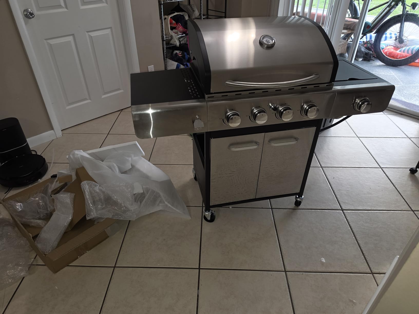 Captiva Designs Propane Gas BBQ Grill with Side Burner, 4 Burner 42,000 BTU | Porcelain-Enameled Cast Iron Grates, Stainless Steel Grill for Outdoor Cooking Kitchen and Patio Backyard Barbecue, Silver customer photo 2