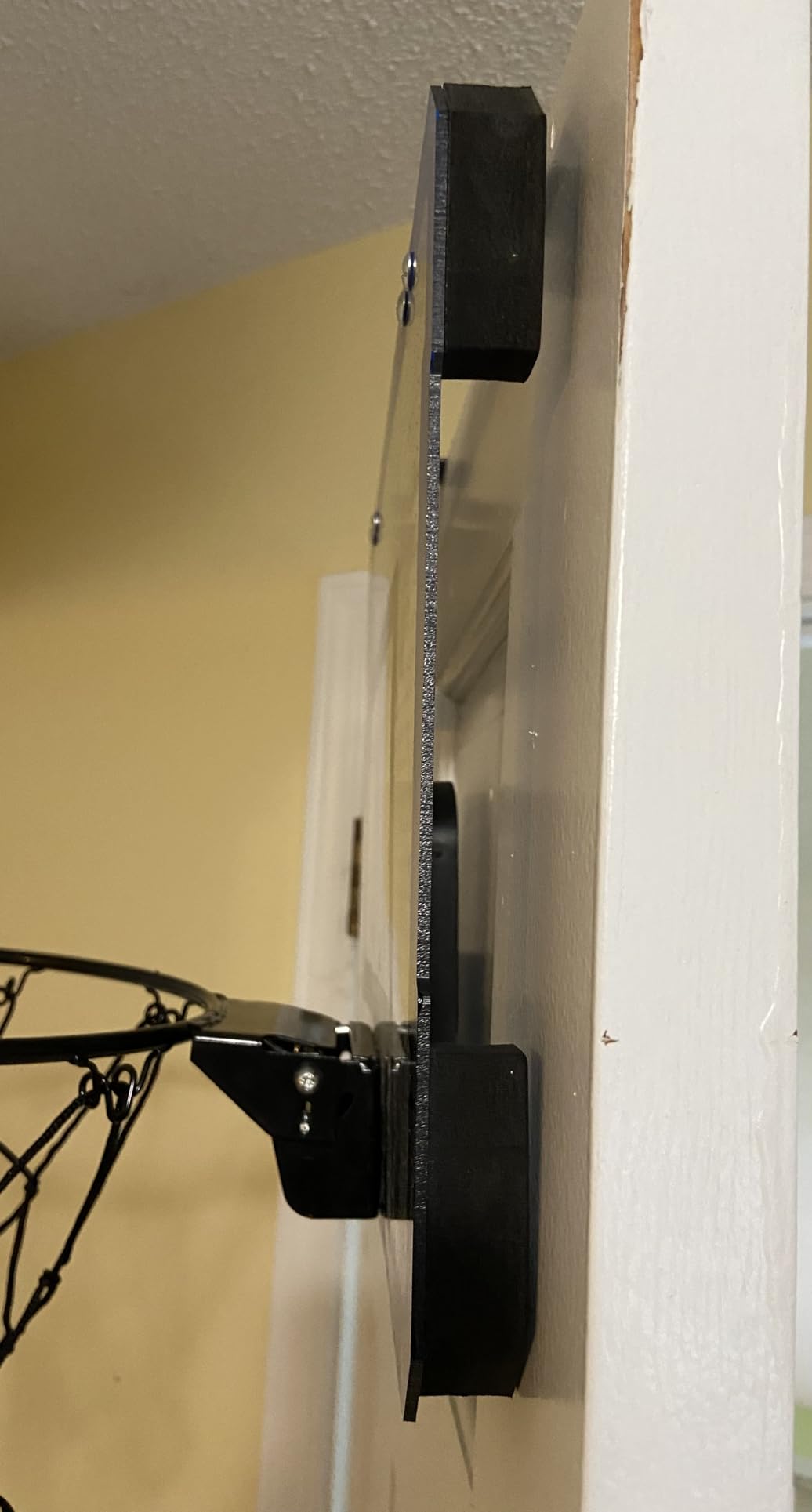 QDRAGON Mini Basketball Hoop, Over The Door Indoor, with 3 Balls/Inflator/Breakaway Rim customer photo 1