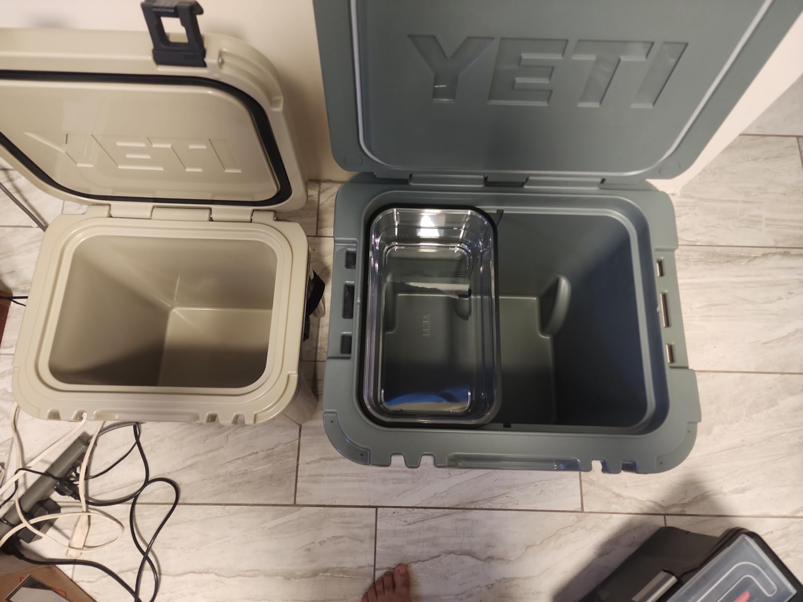 YETI Roadie 48 Wheeled Cooler with Retractable Periscope Handle customer photo 2