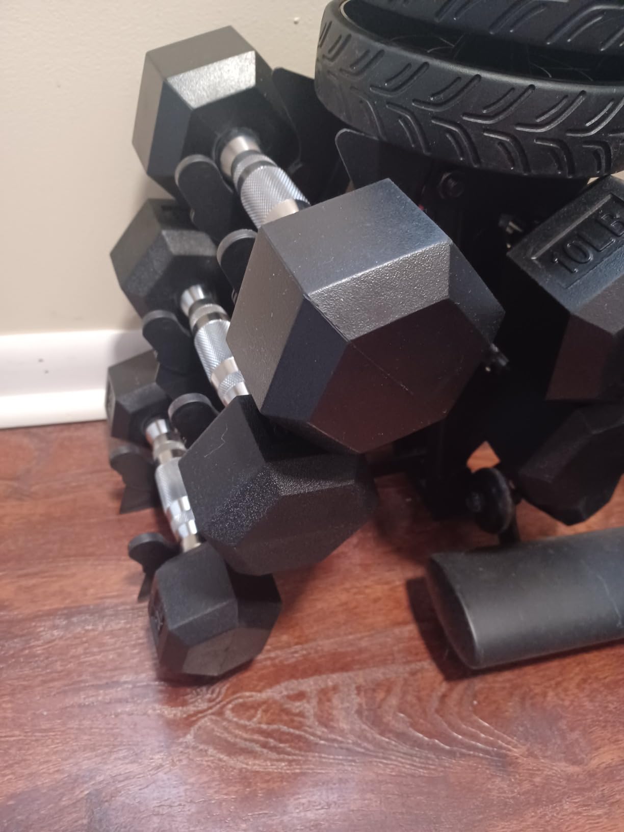 HolaHatha Hexagonal Dumbbell Free Hand Weight Set w/Rack customer photo 1