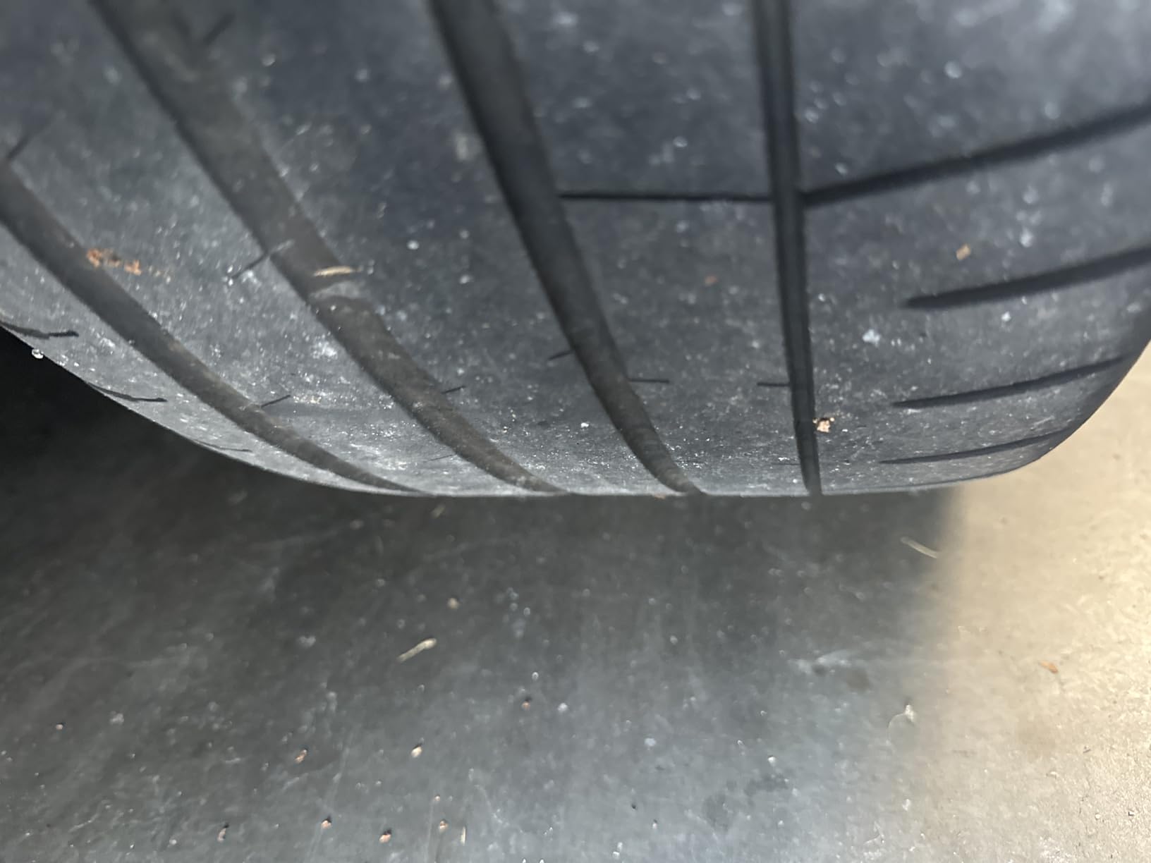 Continental 255/40R18 99Y XL ExtremeContact Sport 02 BW High Performance Summer Tire customer photo 2