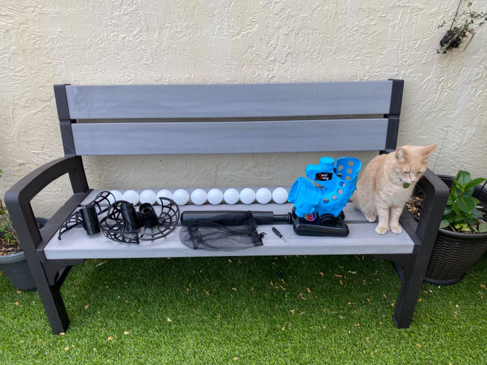 Furlihong 380BH Baseball Pitching Machine, Battery Powered, Angle Adjustable, Comes with Bat and One Dozen Training Balls, for Kids and Beginner customer photo 1