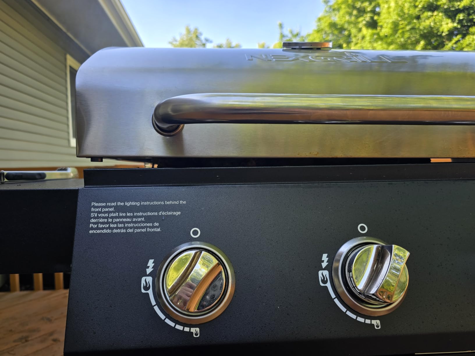 Nexgrill Propane 3 Burner Gas Grill, Side Tables with Stainless Steel Lid customer photo 2