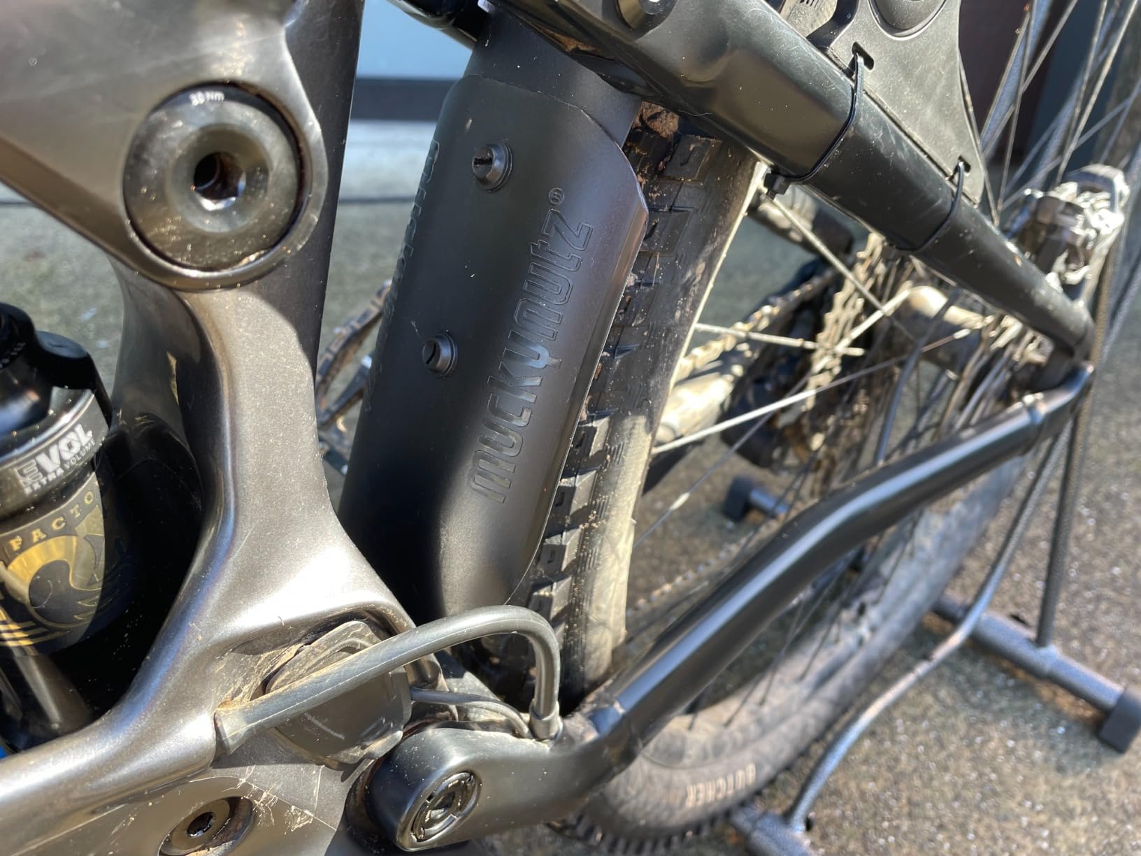 Mucky Nutz, MugGuard, Rear - Rear Mudguard, Black customer photo 1