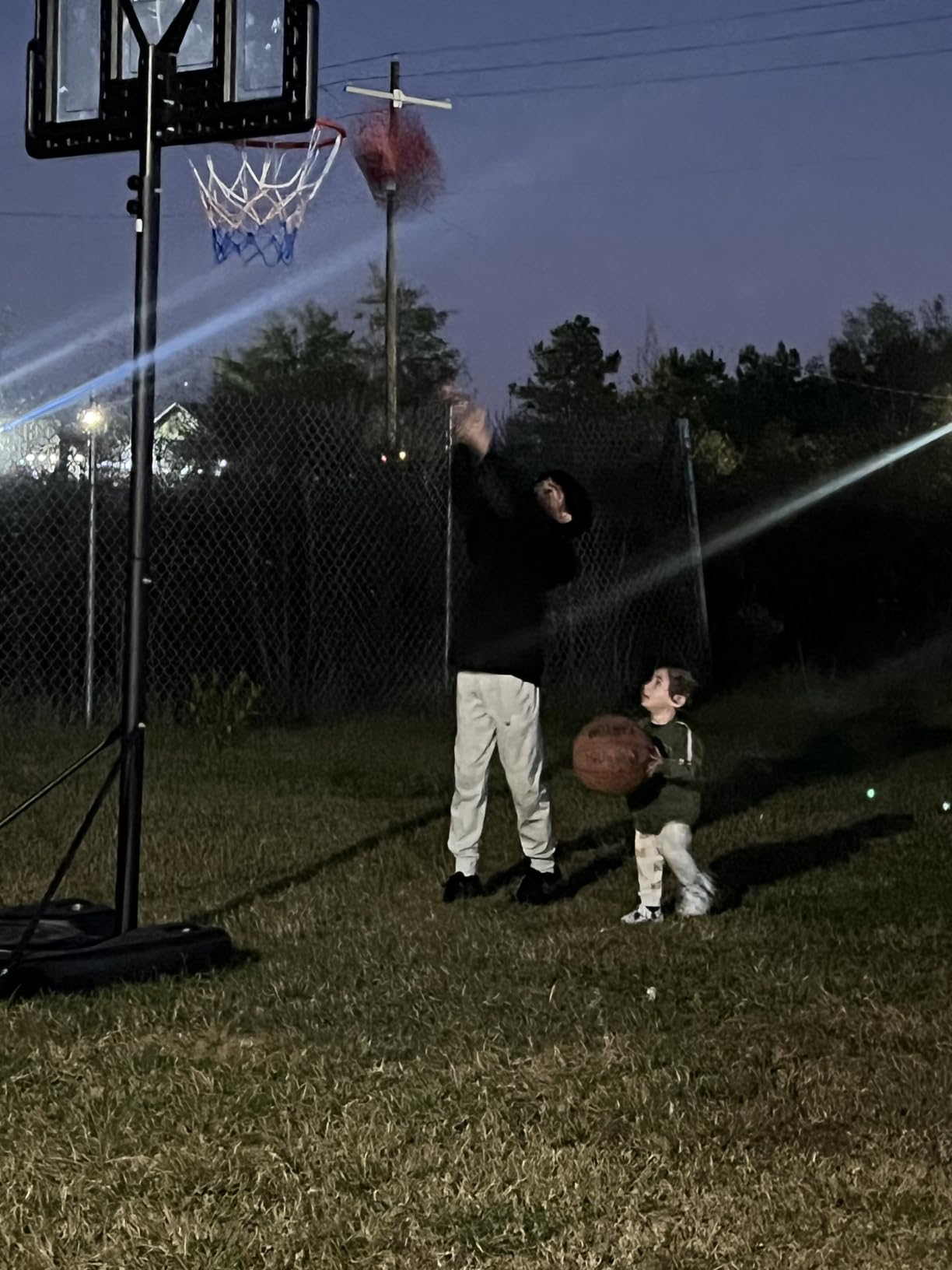 Yohood Basketball Hoop Outdoor, 4.4-10FT Adjustable Height Basketball Goal customer photo 1