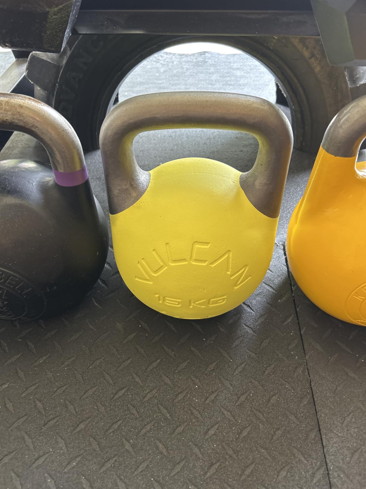 Vulcan Competition Kettlebell – Ergonomic Steel Design with 35mm Wide Grip Handle | Ideal for Strength Training and Workouts | Suitable for All Hand Sizes customer photo 1
