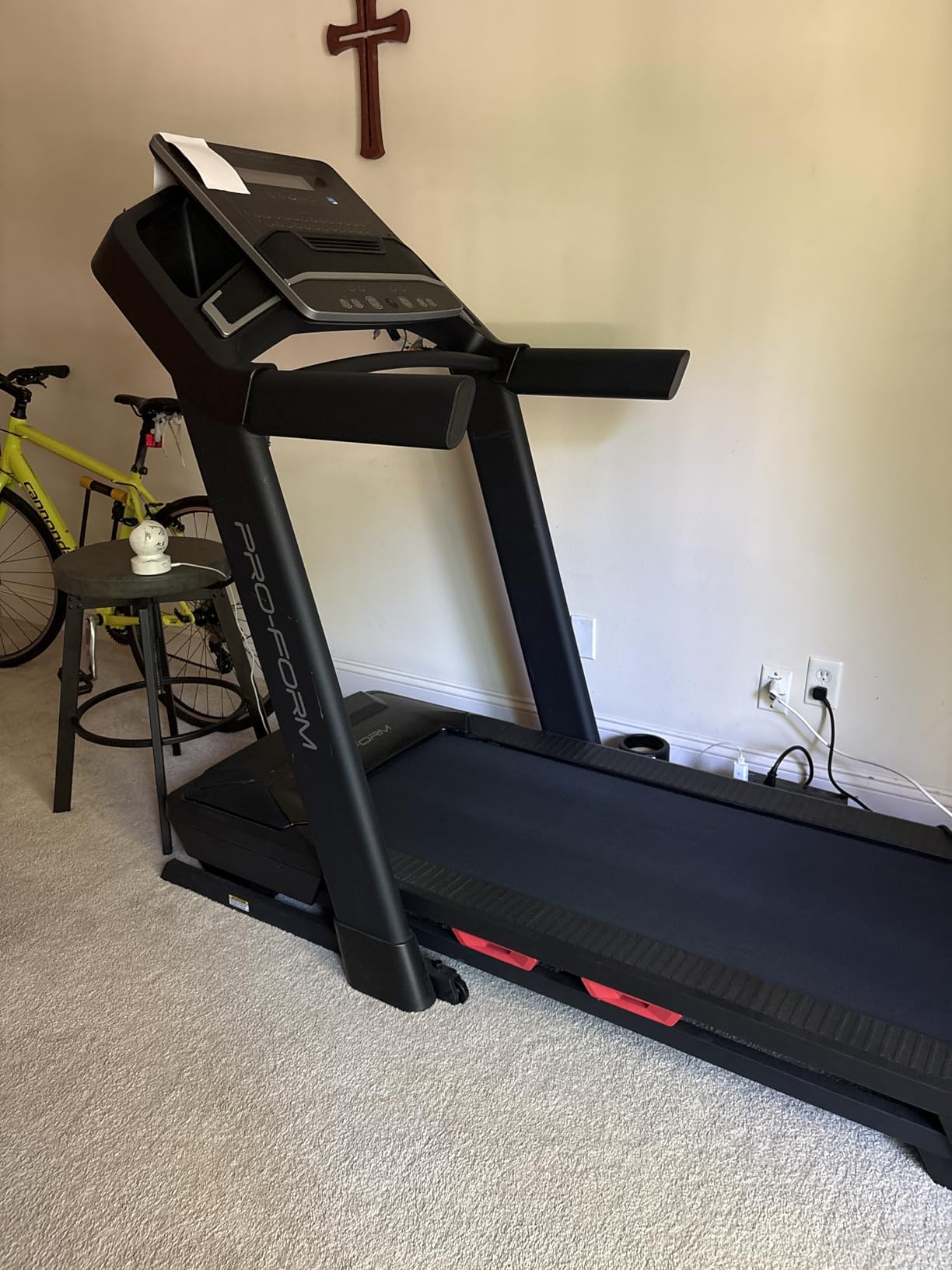 ProForm Carbon Series Treadmills | Foldable Treadmill for Running and Cardio Workouts with Shock Absorbing Cushioning to Reduce Joint Impact customer photo 1