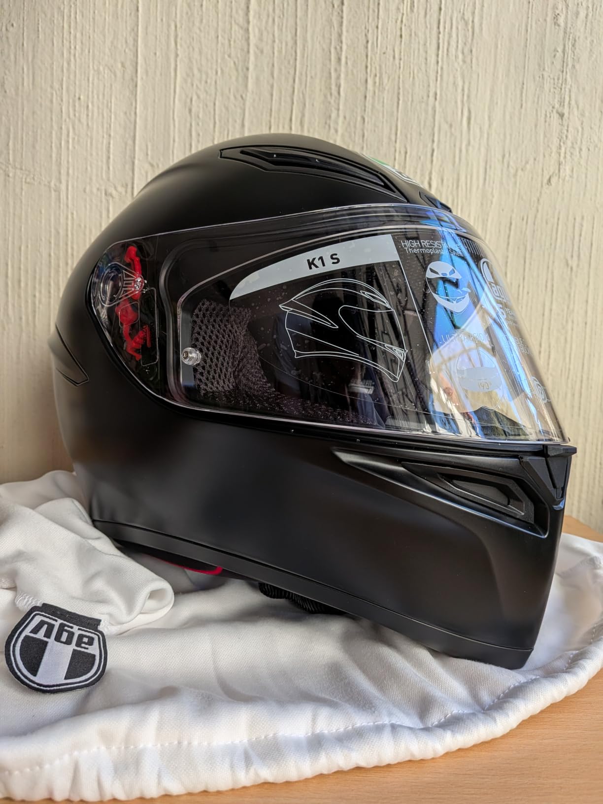 AGV K1 S Solid Gloss Full Face Motorcycle Racing Helmet customer photo 1