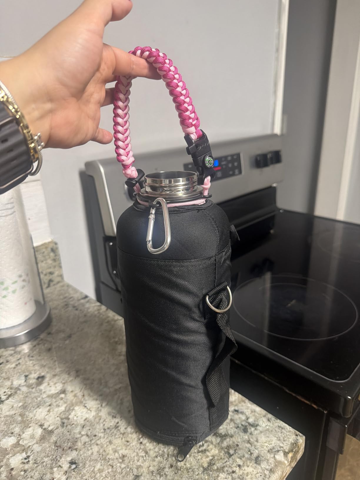 RAYMYLO Insulated Water Bottle 40 oz, Triple Wall Vacuum Stainless Steel | (Cold for 36Hrs, Hot for 18Hrs), Leak Proof & Non-BPA, Modern Water Flask Jug with Paracord Handle & Straw Spout Lids customer photo 1