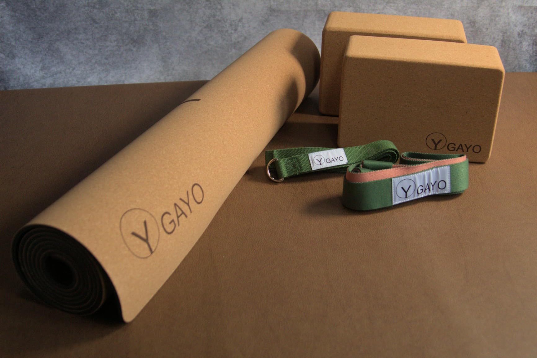 Y O Gayo Premium Cork All-in-One Yoga Essentials Kit -Large Cork Yoga Mat 5mm and Blocks Set with Carry Strap and Alignment lines, 10ft Stretch Strap, Your Ultimate Yoga Starter Set customer photo 1