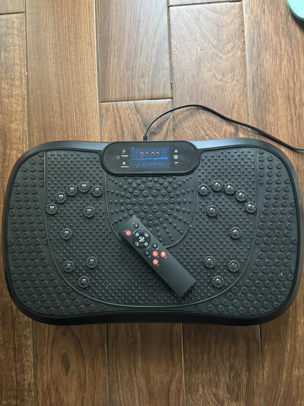 AXV Vibration Plate Exercise Machine Fitness Platform Body Vibrating Board customer photo 2