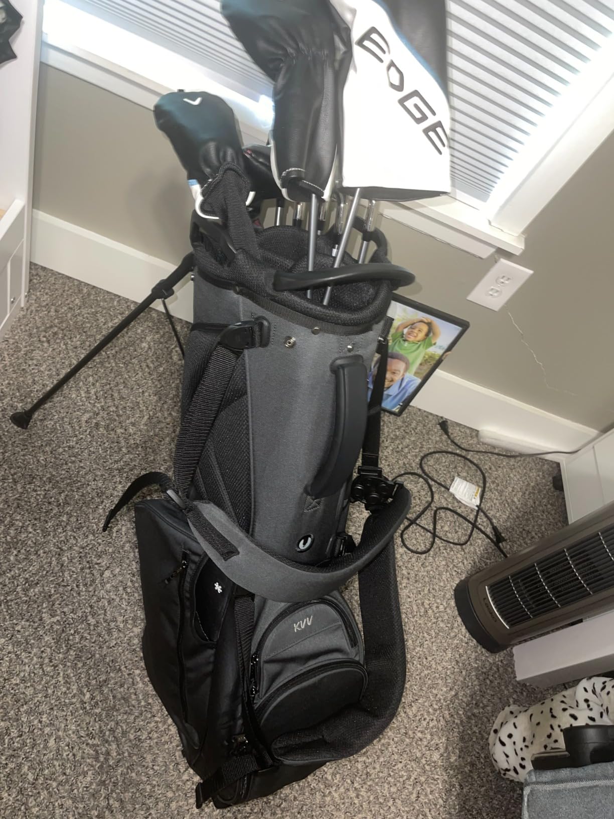 KVV Lightweight Golf Stand Bag with 7 Way Full-Length Dividers, 5 Zippered Pockets, Automatically Adjustable Dual Straps customer photo 1
