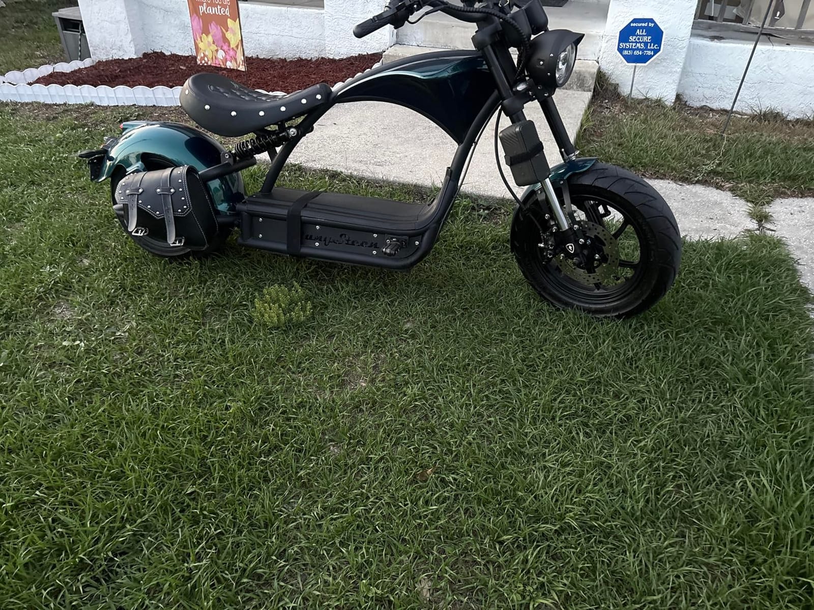 eAhora 2026 Peak 6000W 55MPH M1P Pro Electric Motorcycle for Adults 55 Miles Long Range 60V 42AH 2 Persons Electric Moped Dual Batteries 110Miles Dual Hydraulic Brake Street Legal Motorcycle customer photo 2