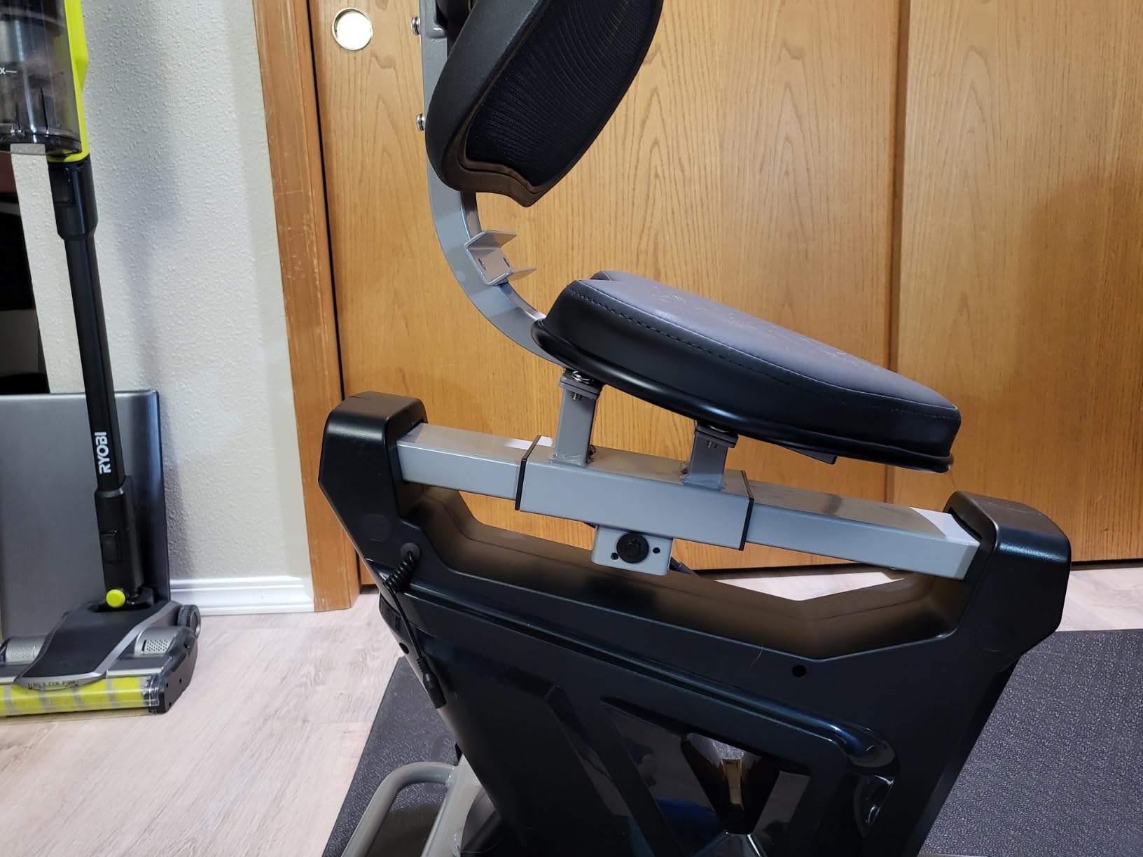 Recumbent Exercise Bike for Seniors - 400LB Weight Capacity Recumbent Bikes with Comfortable Seat, Pulse Sensor, 16-level Resistance, LCD Monitor customer photo 1