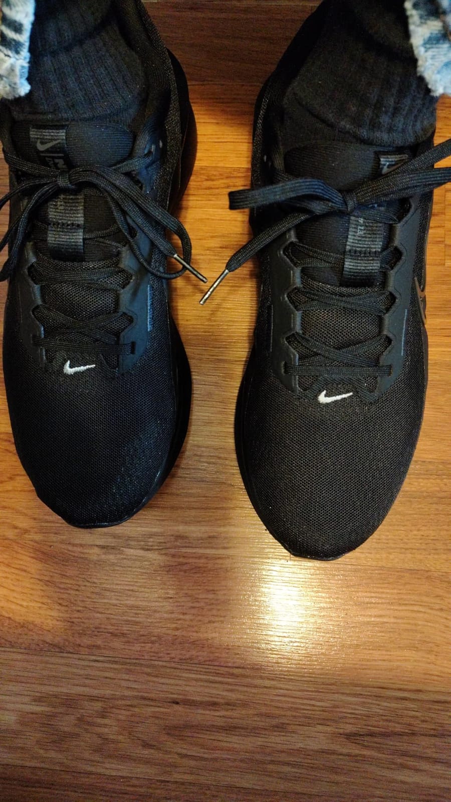 Nike Men's Downshifter 13 Road Running Shoes customer photo 2